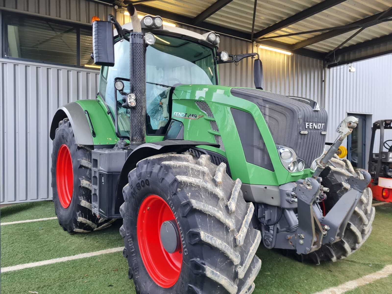 FENDT 819 PROFI