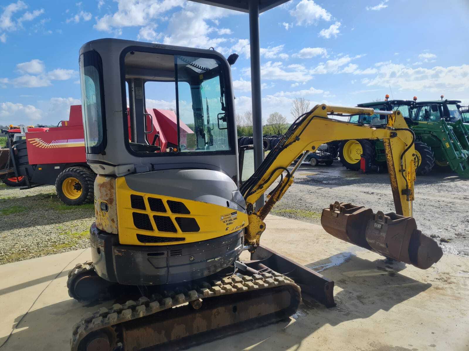 NEW HOLLAND E27.2SR