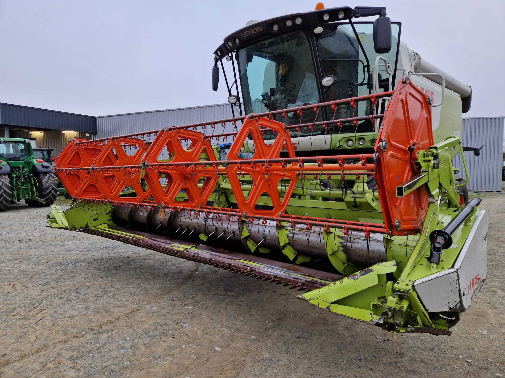 CLAAS LEXION 630 MONTANA