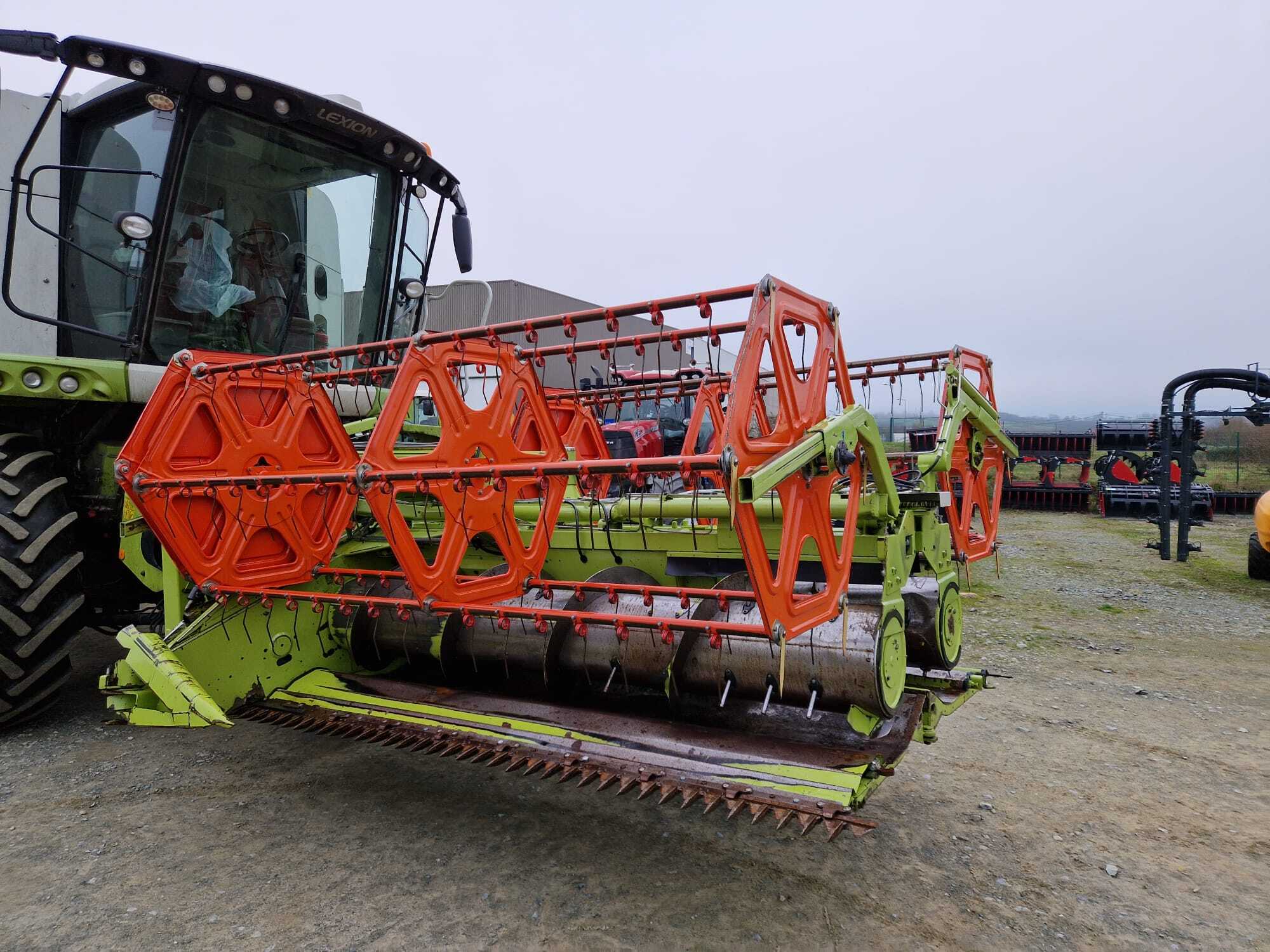 CLAAS LEXION 630 MONTANA