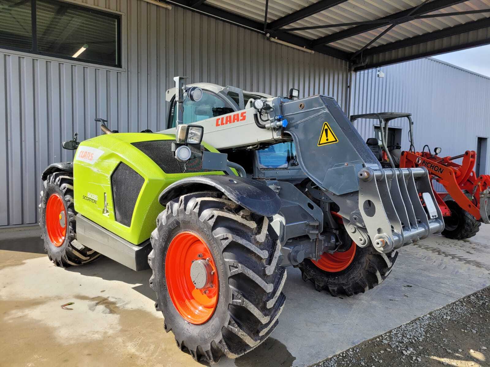 CLAAS SCORPION 6035