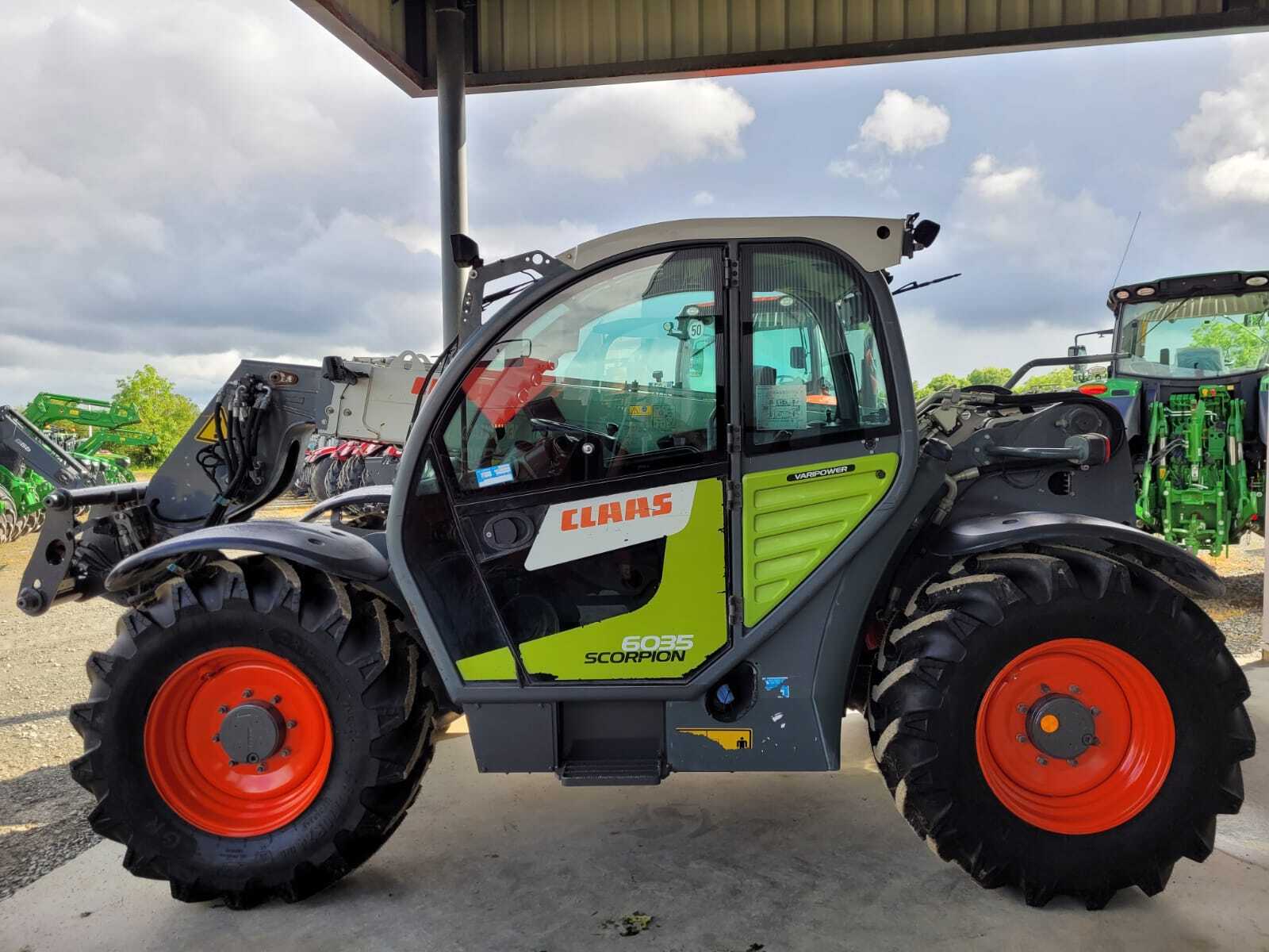 CLAAS SCORPION 6035