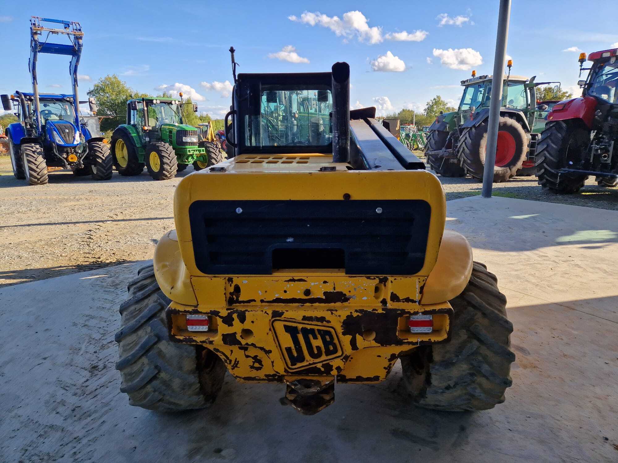 JCB 520.50