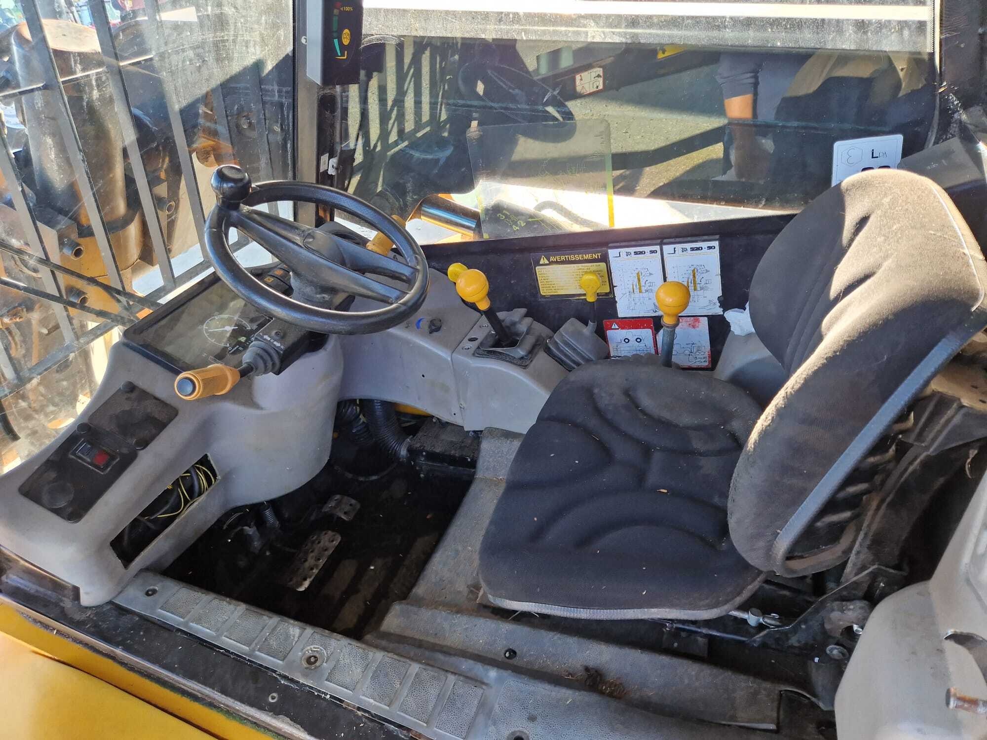 JCB 520.50