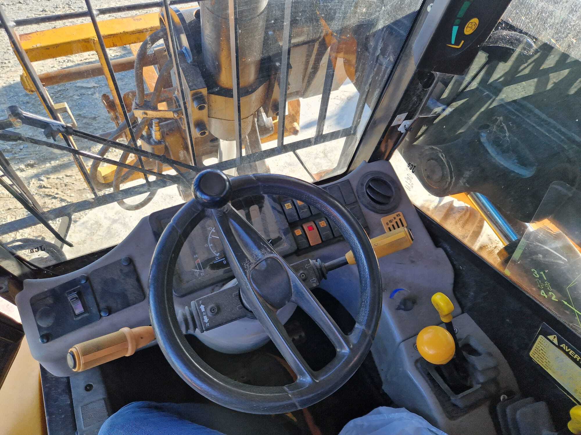 JCB 520.50