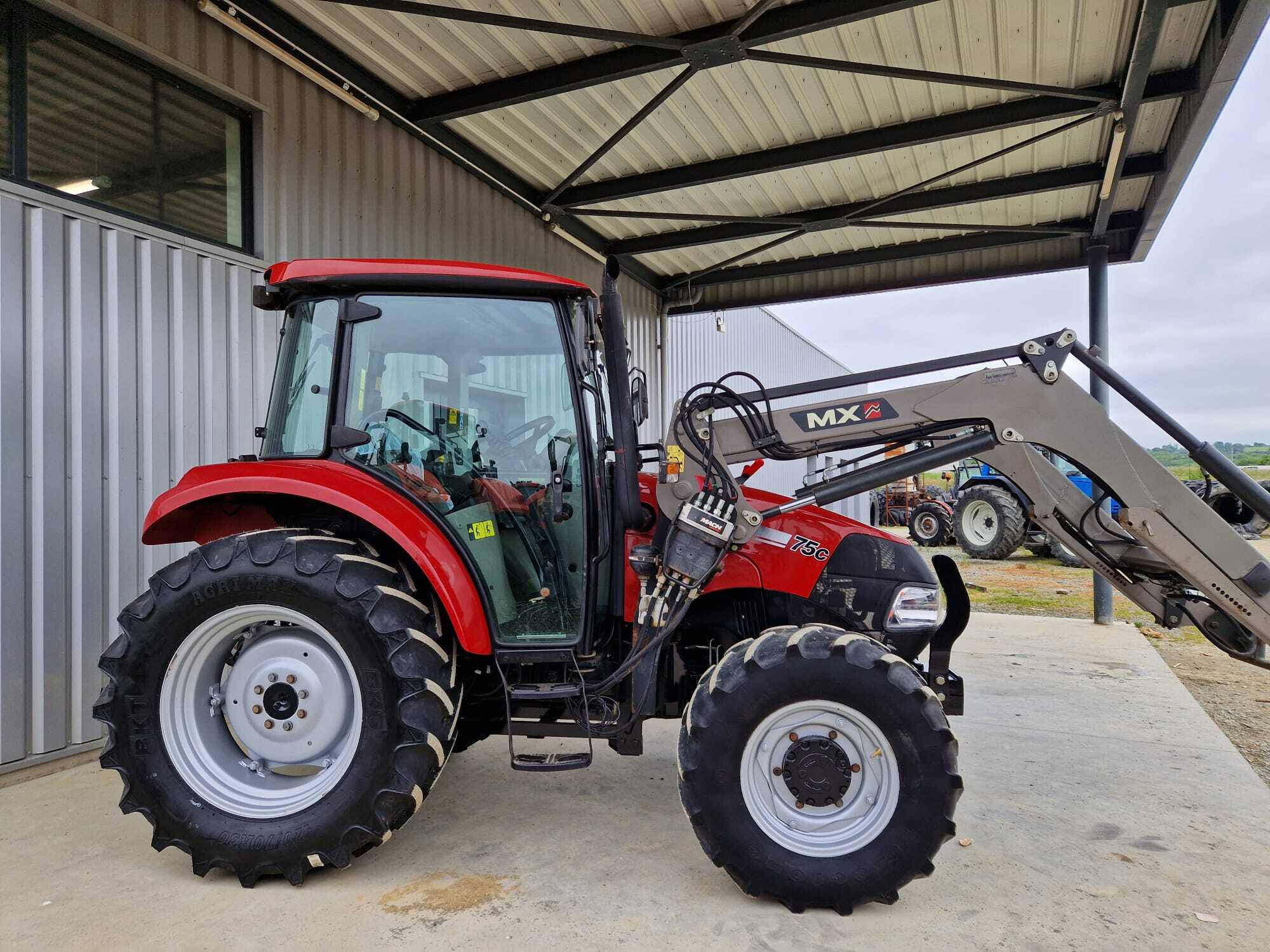 CASE IH FARMALL 75C