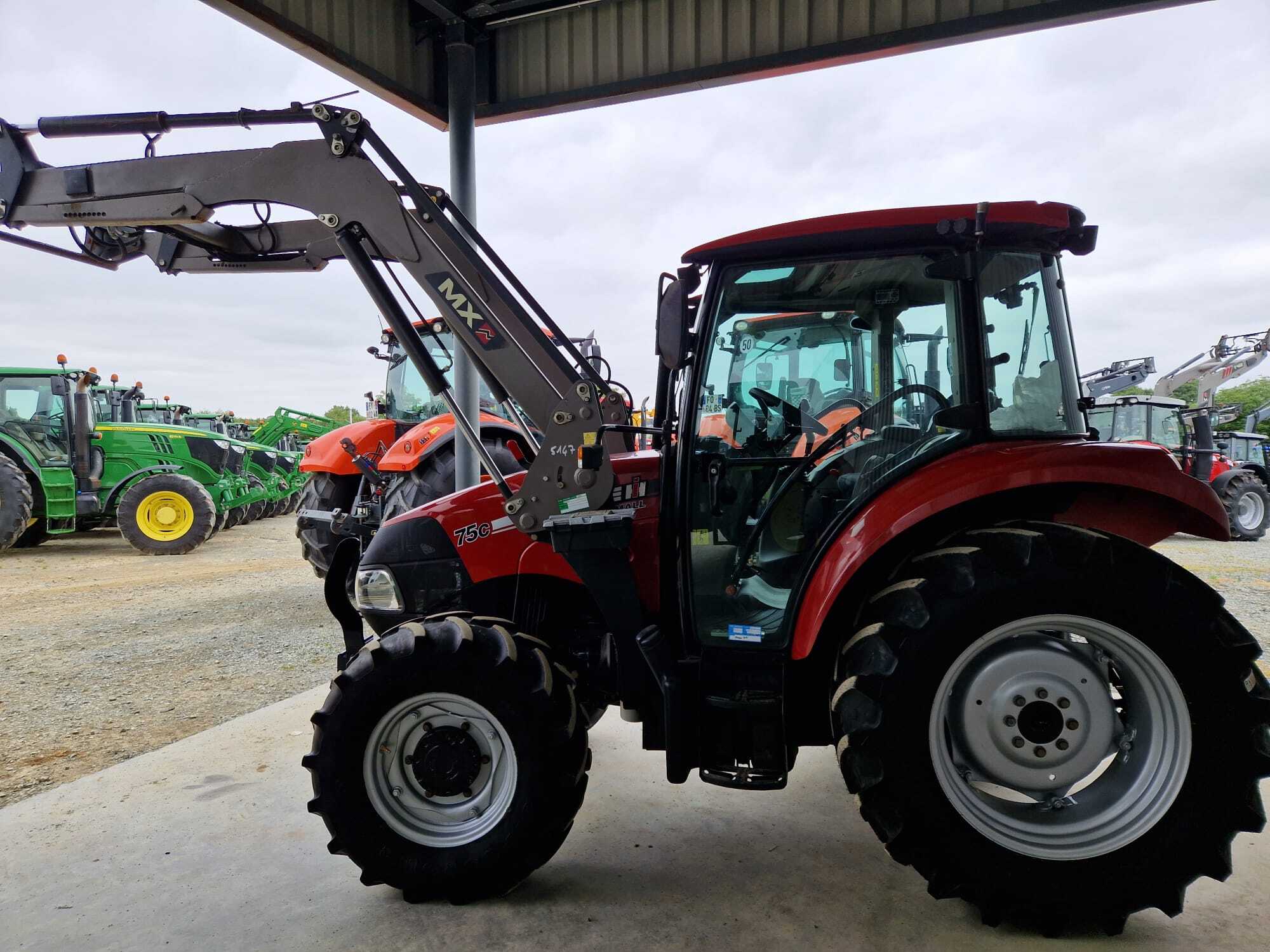 CASE IH FARMALL 75C