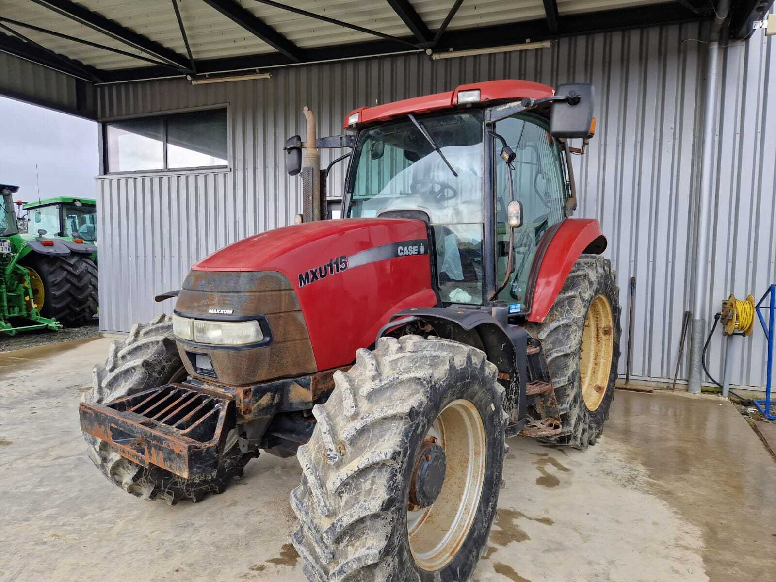 CASE IH MXU 115