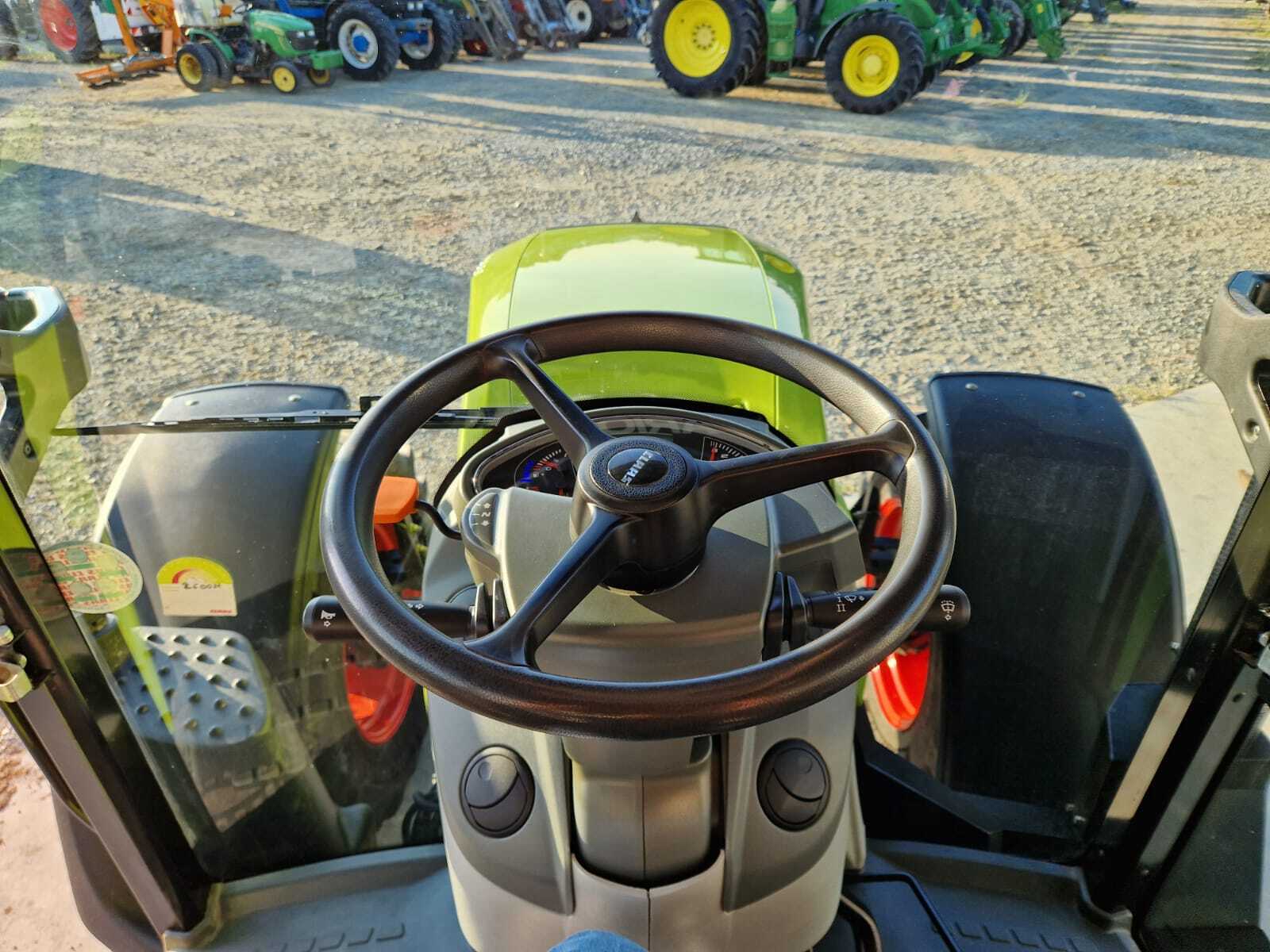 CLAAS ARION 420