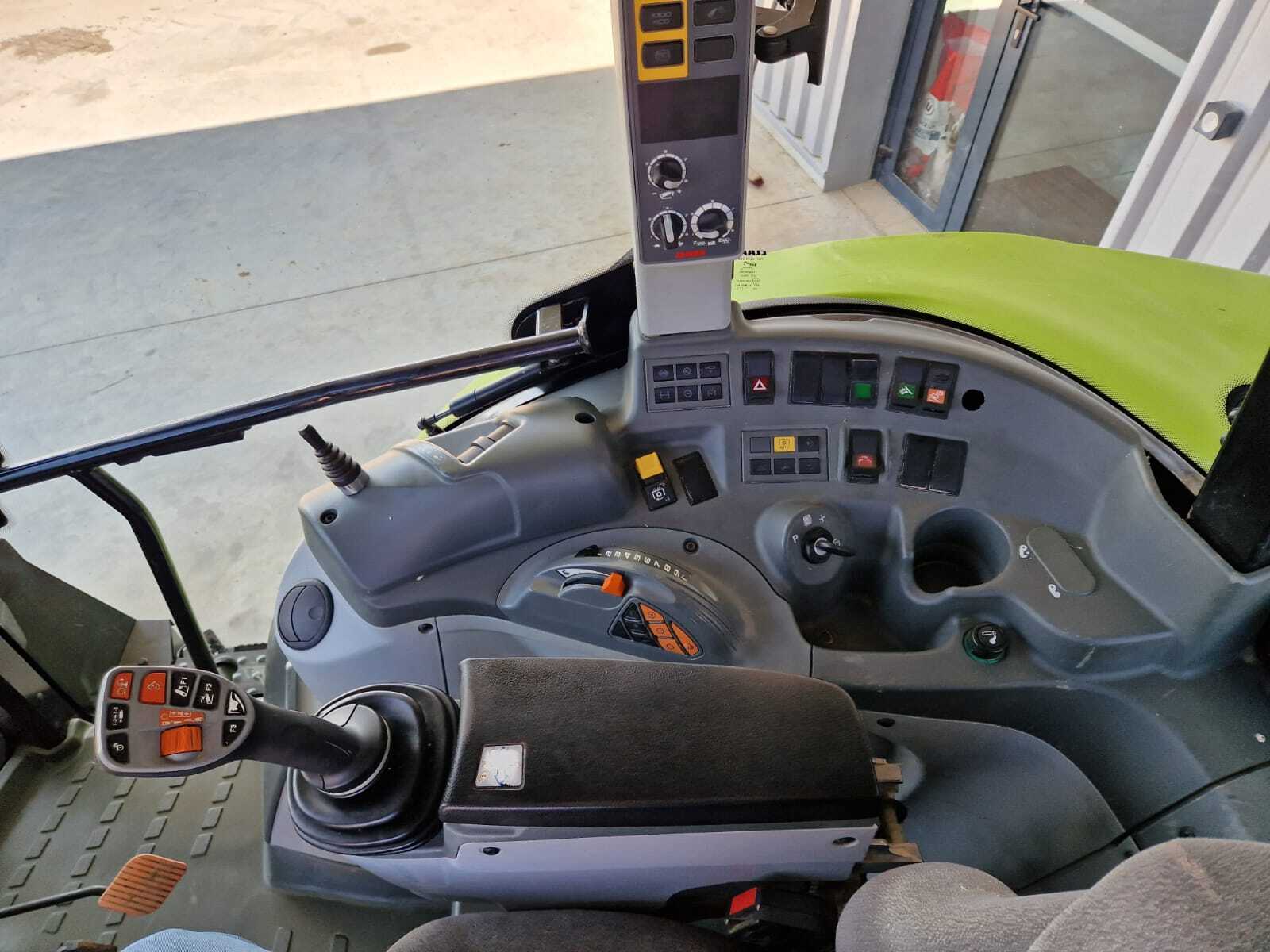 CLAAS ARION 420 CIS