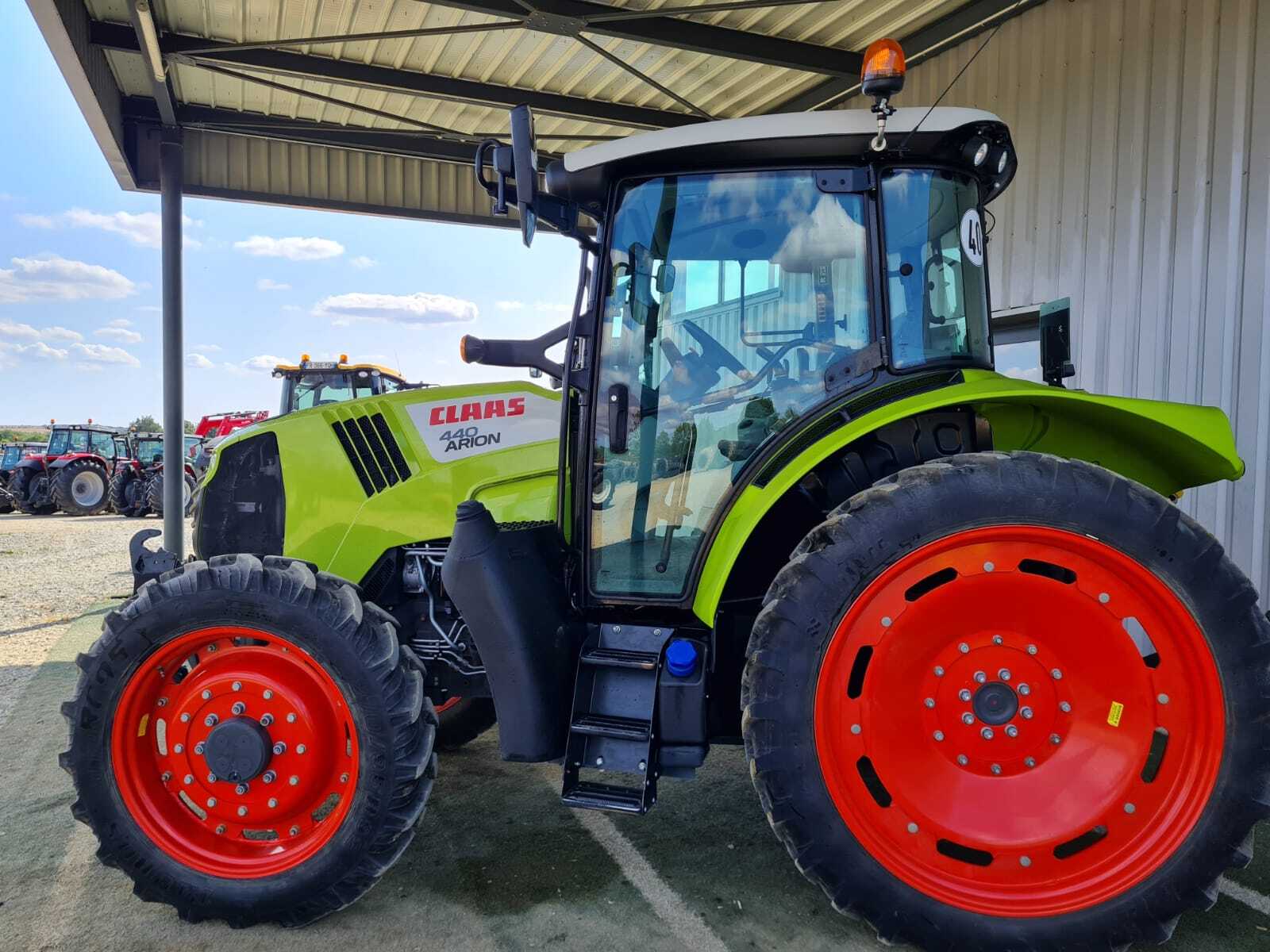 CLAAS ARION 440 CIS