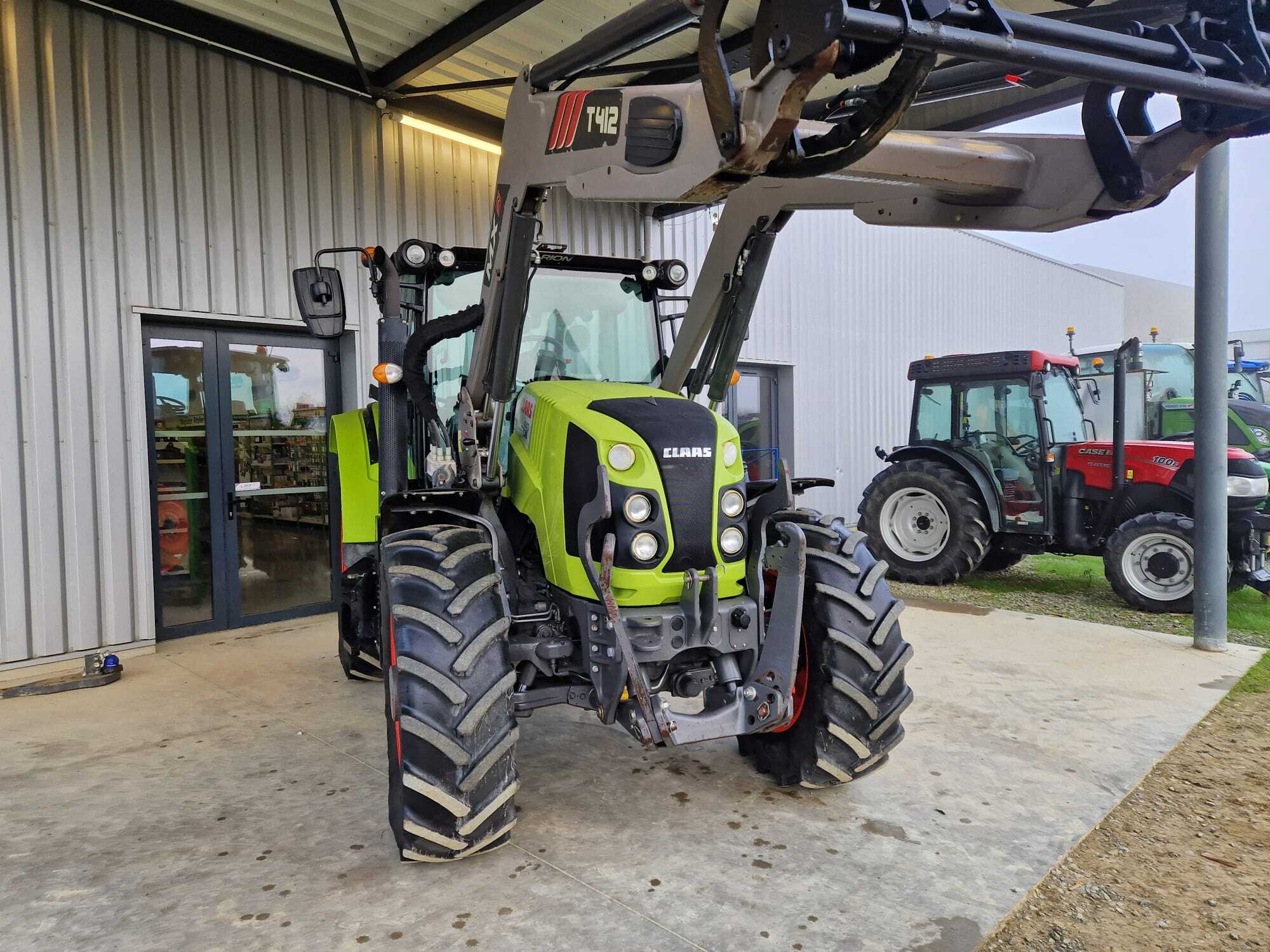 CLAAS ARION 440 CIS