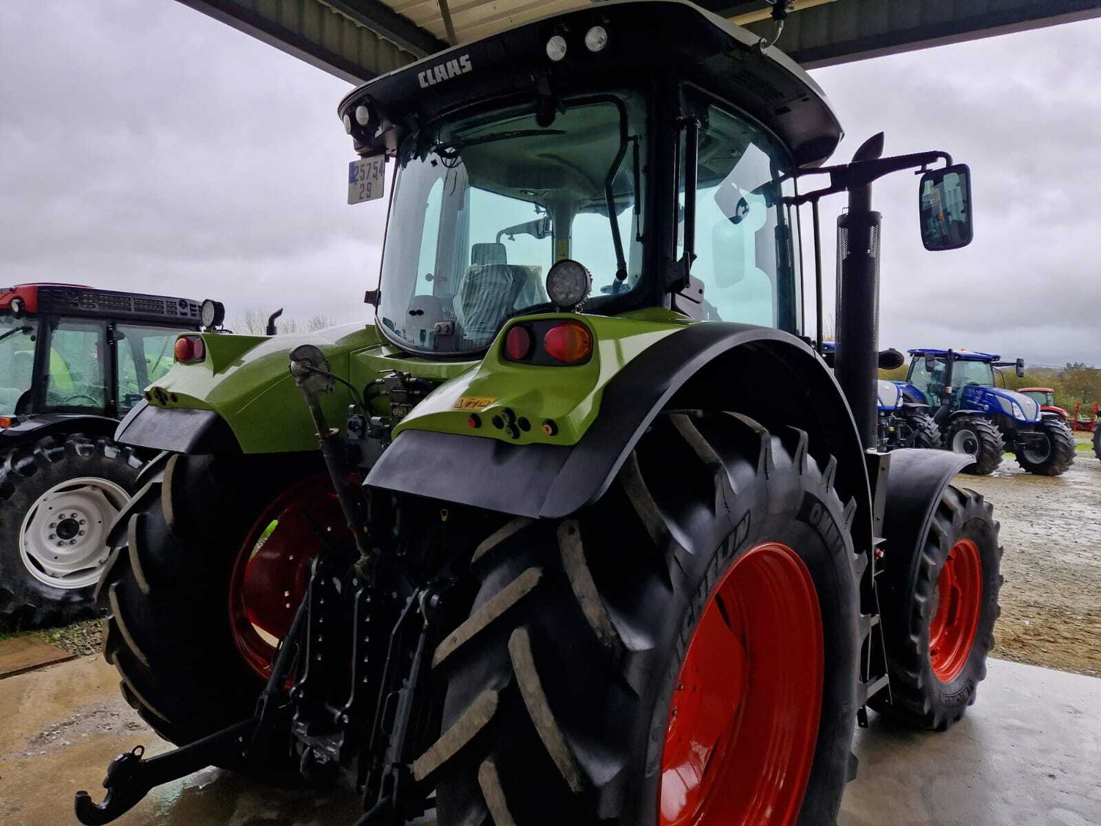 CLAAS ARION 520 CIS