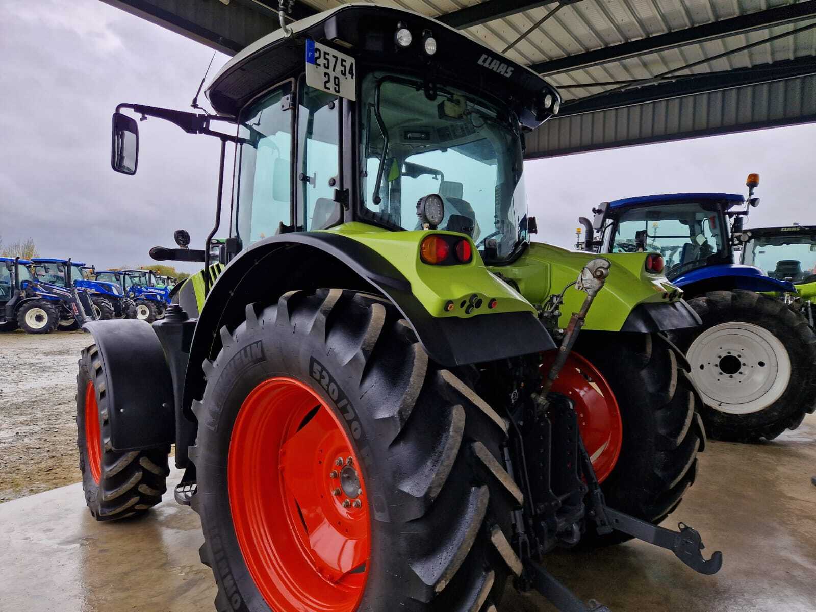 CLAAS ARION 520 CIS