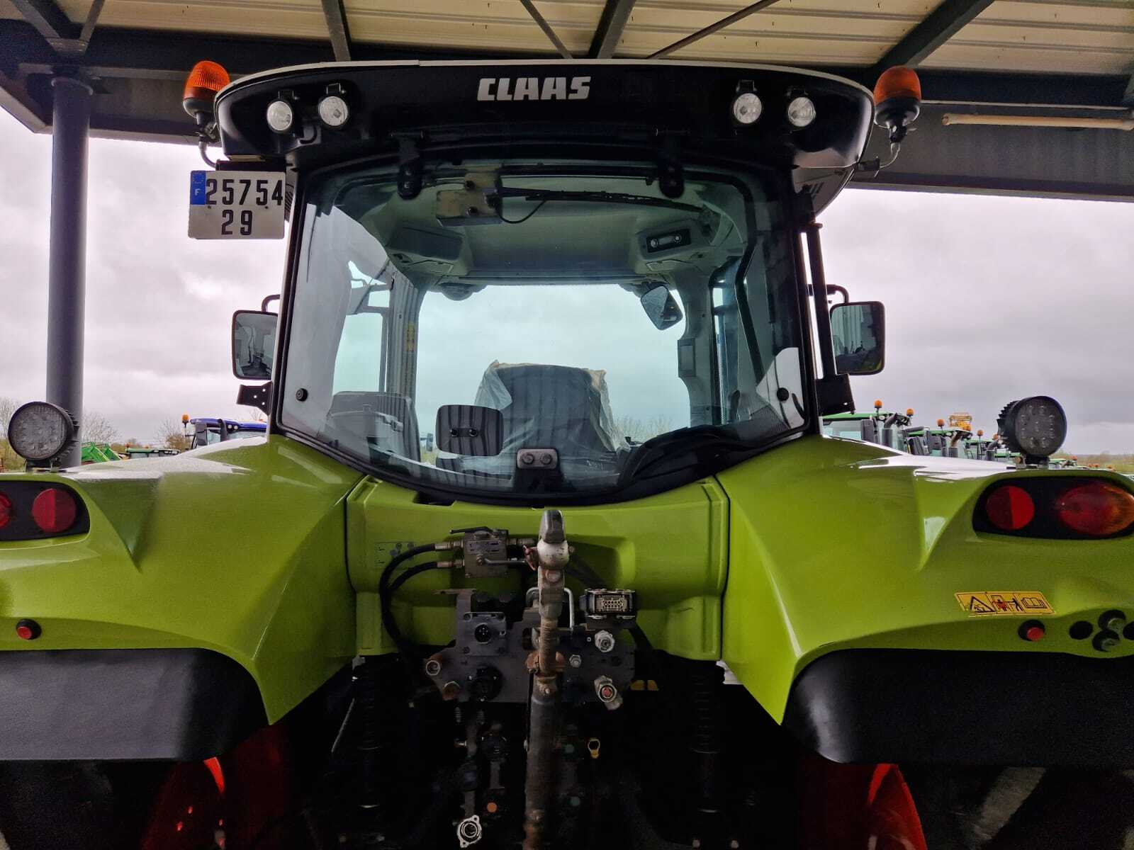 CLAAS ARION 520 CIS