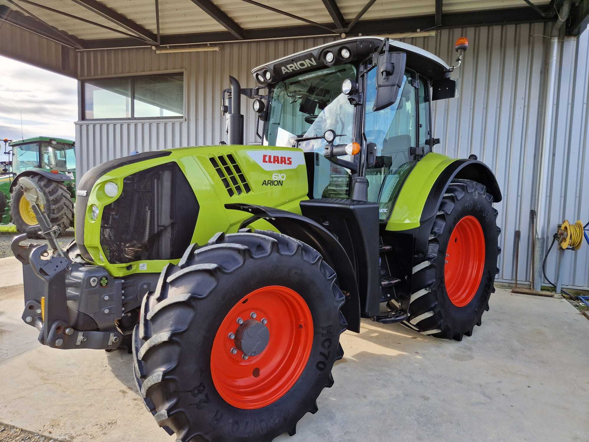 CLAAS ARION 610 CMATIC