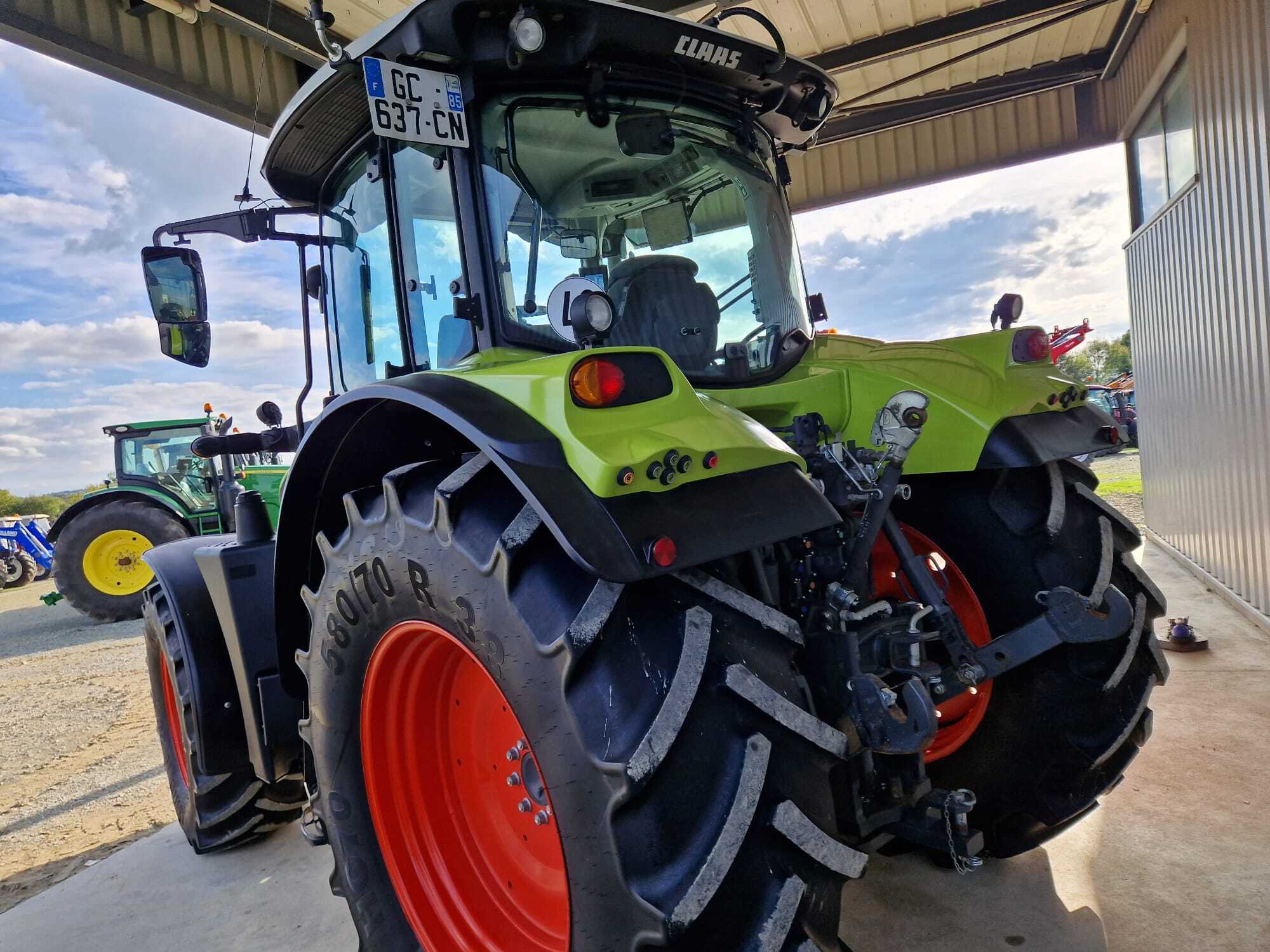 CLAAS ARION 610 CMATIC