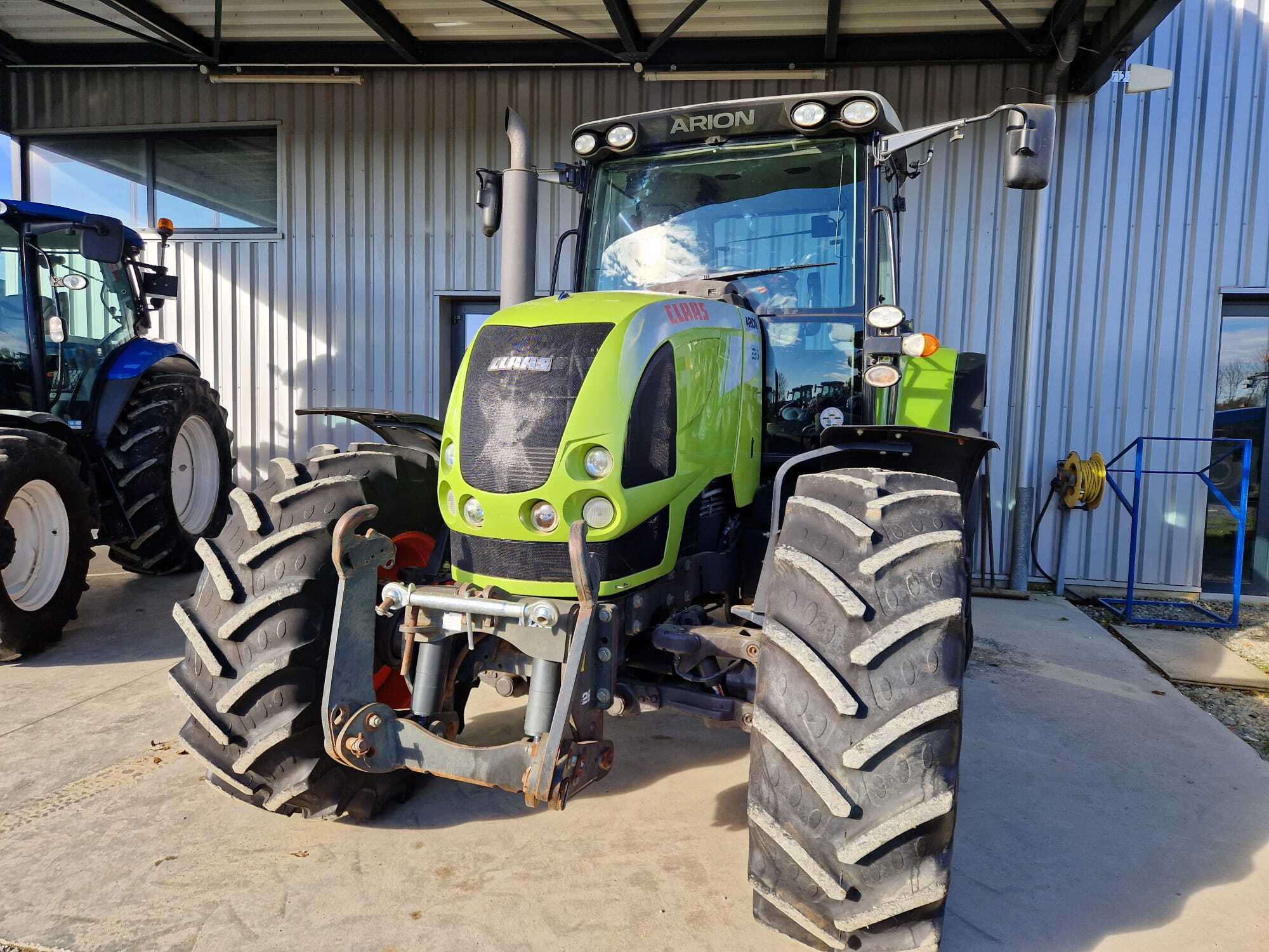 CLAAS ARION 620 CEBIS