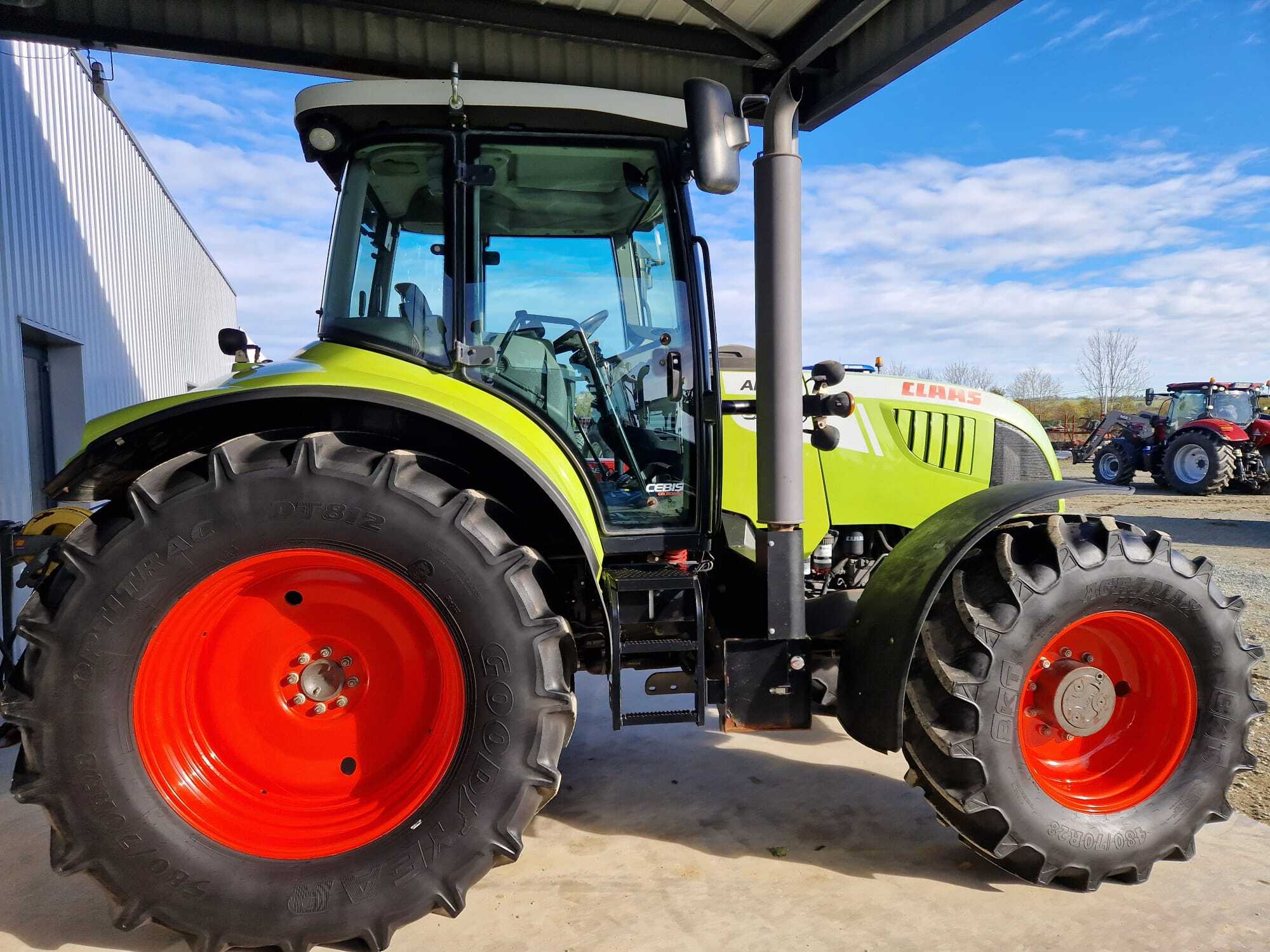 CLAAS ARION 620 CEBIS