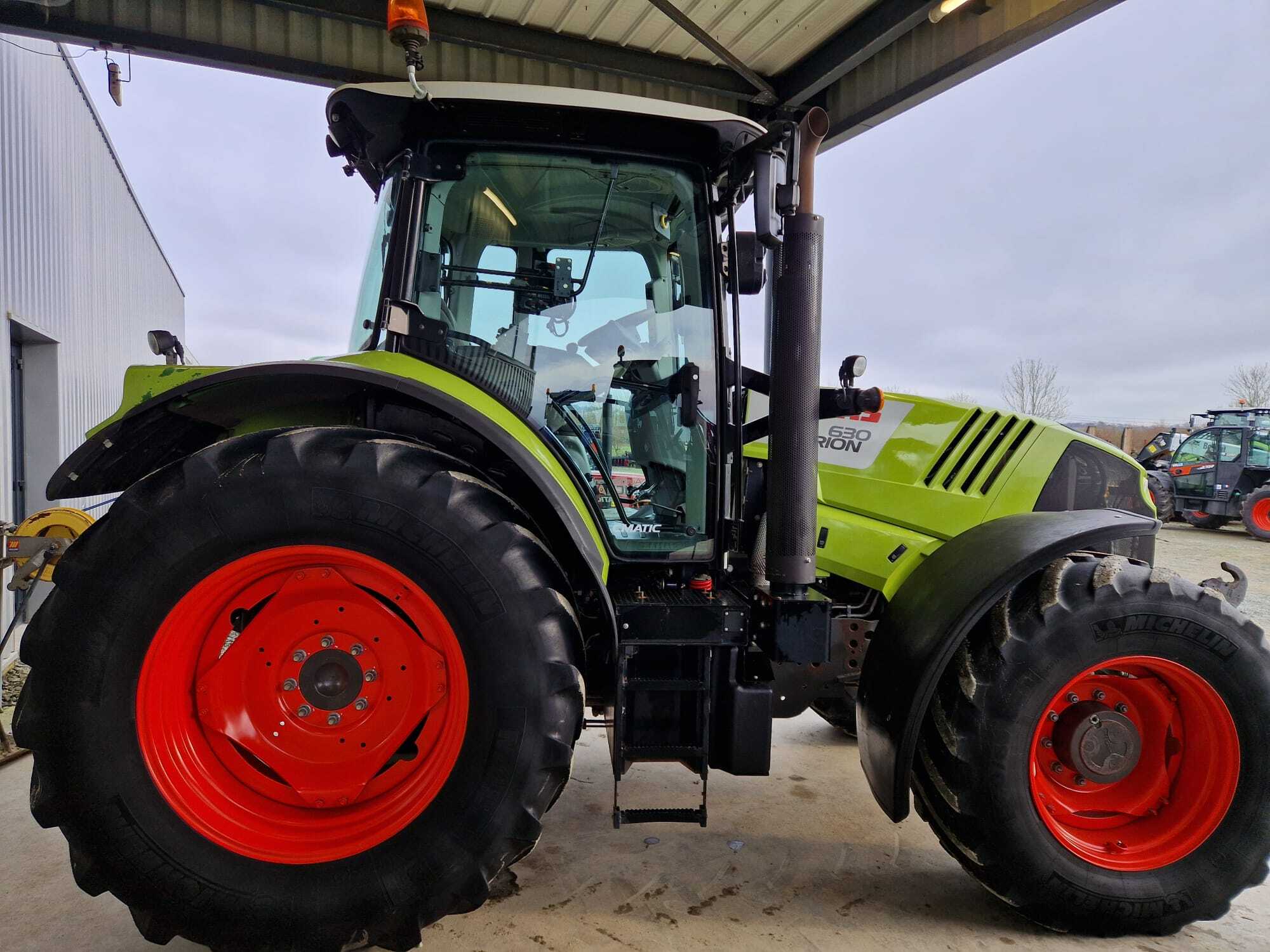 CLAAS ARION 630 CMATIC