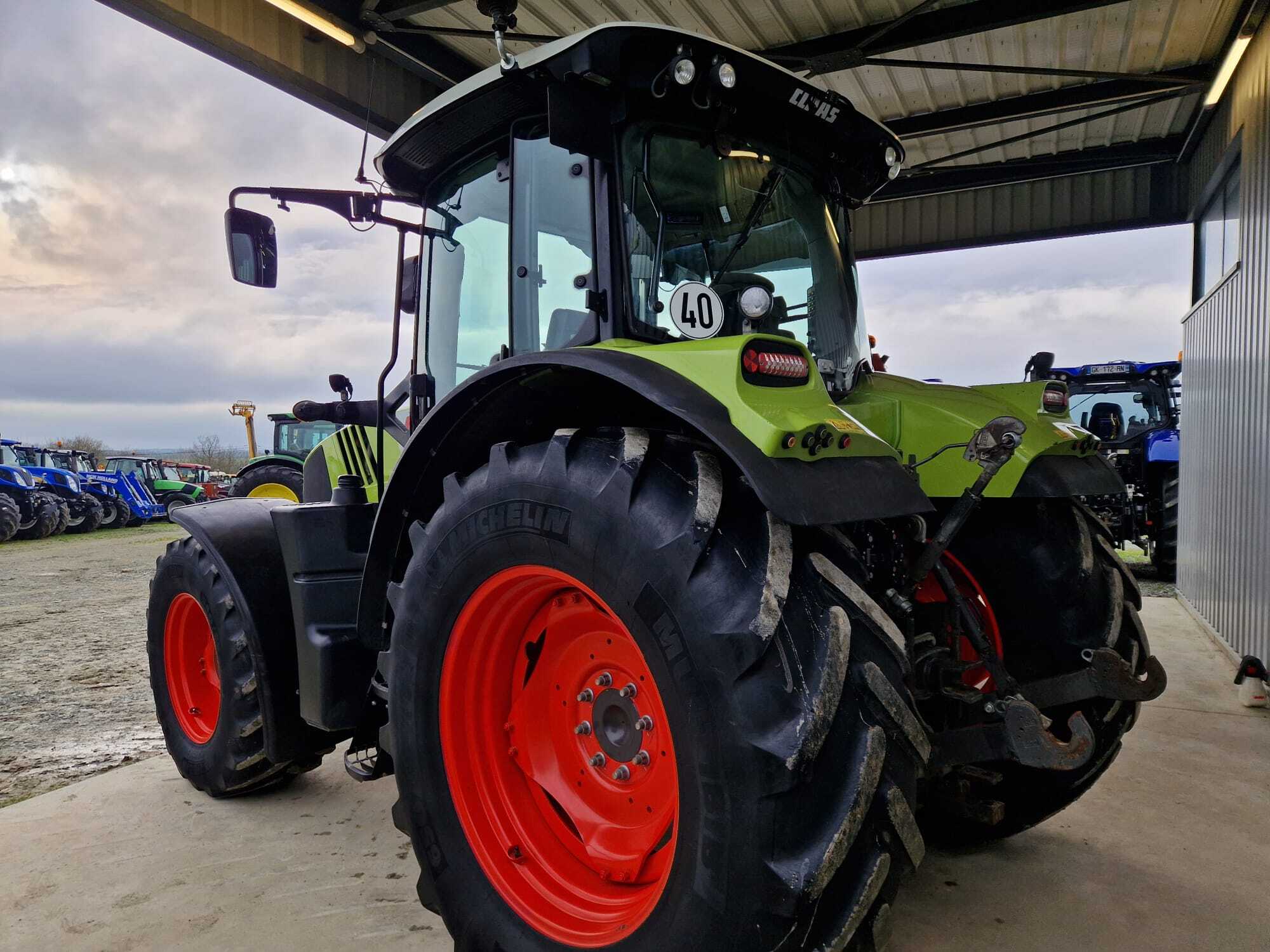 CLAAS ARION 630 CMATIC