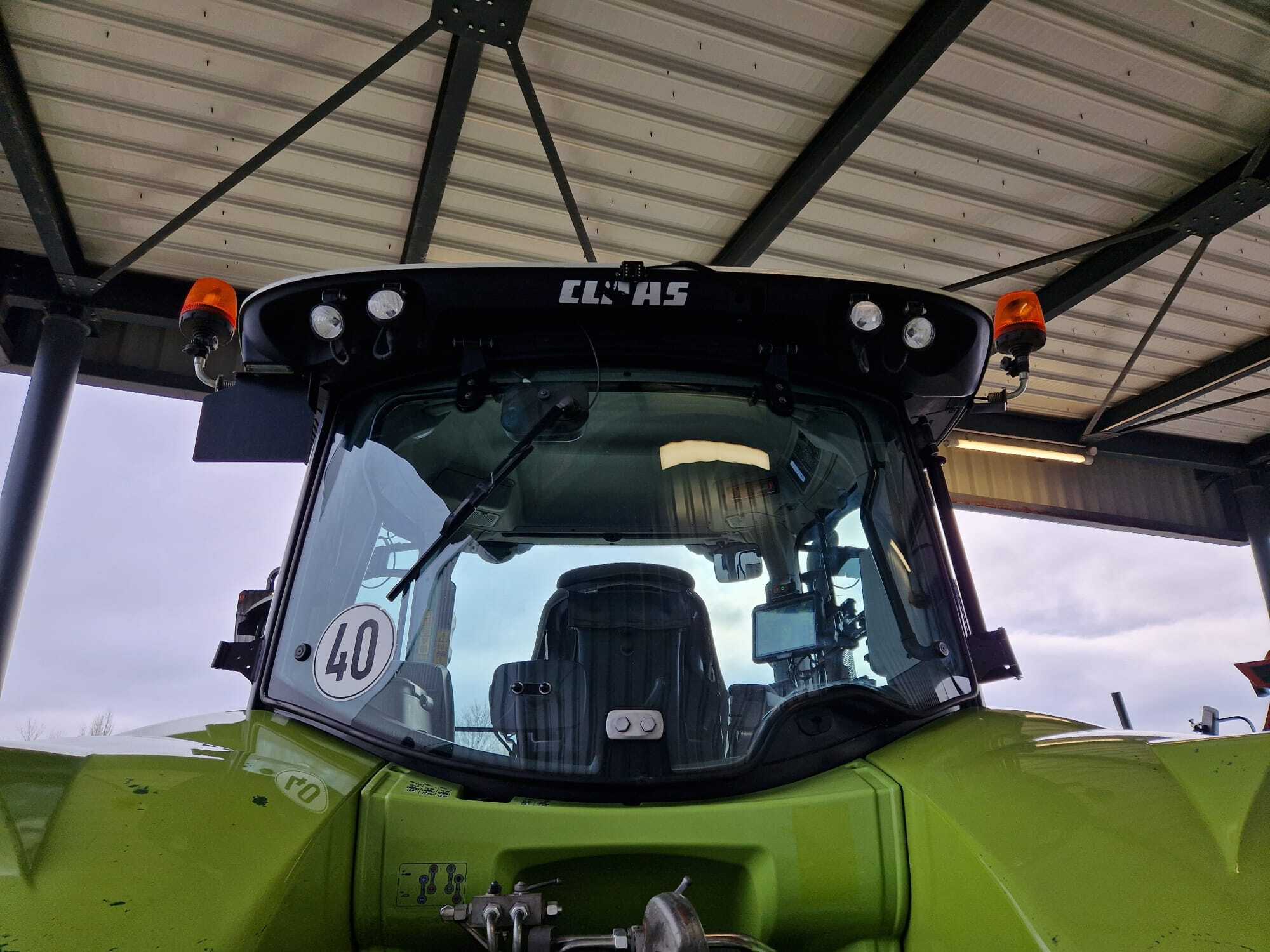 CLAAS ARION 630 CMATIC