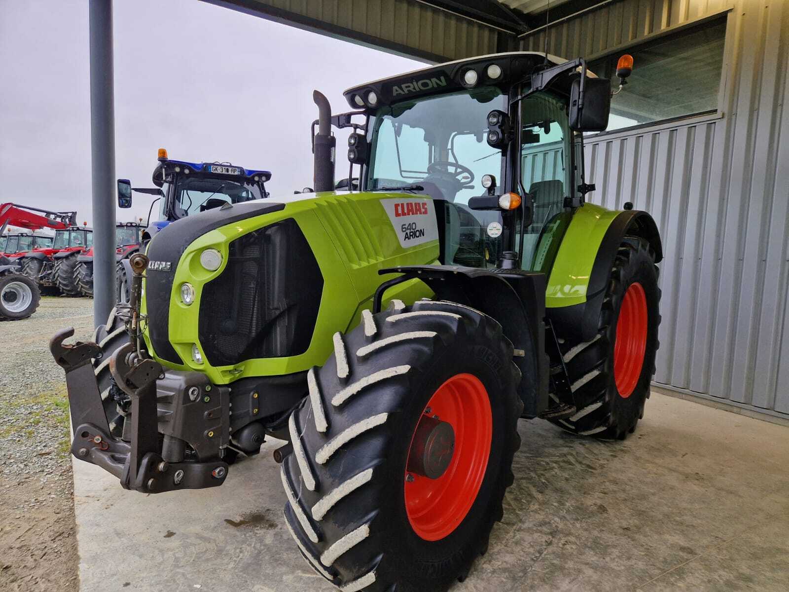 CLAAS ARION 640 CEBIS