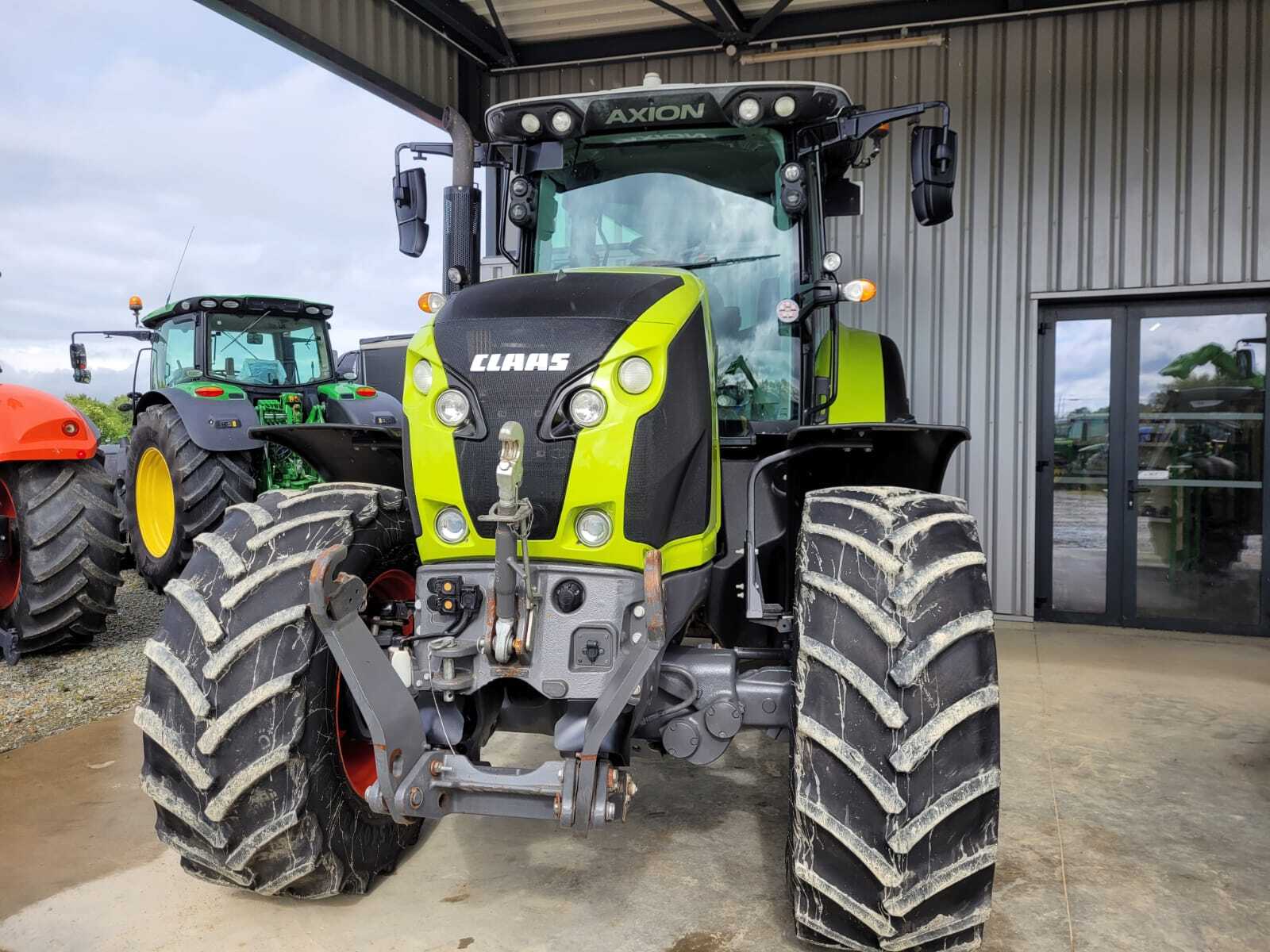 CLAAS AXION 800 CIS