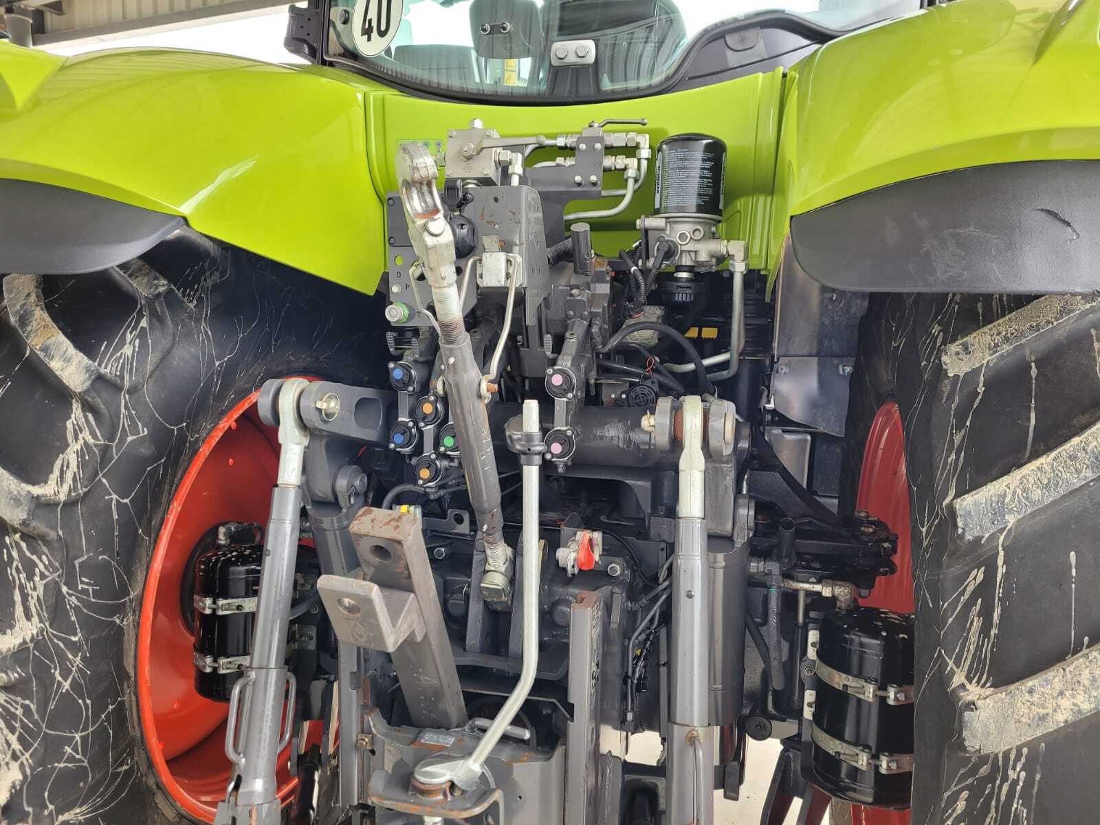 CLAAS AXION 800 CIS