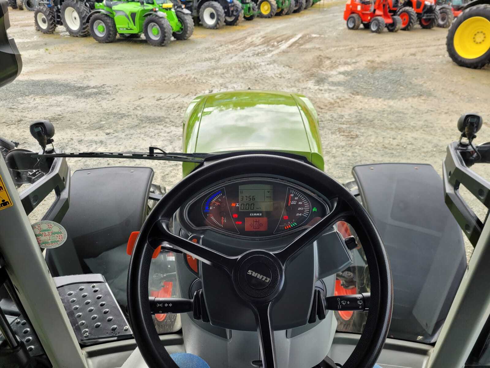 CLAAS AXION 800 CIS