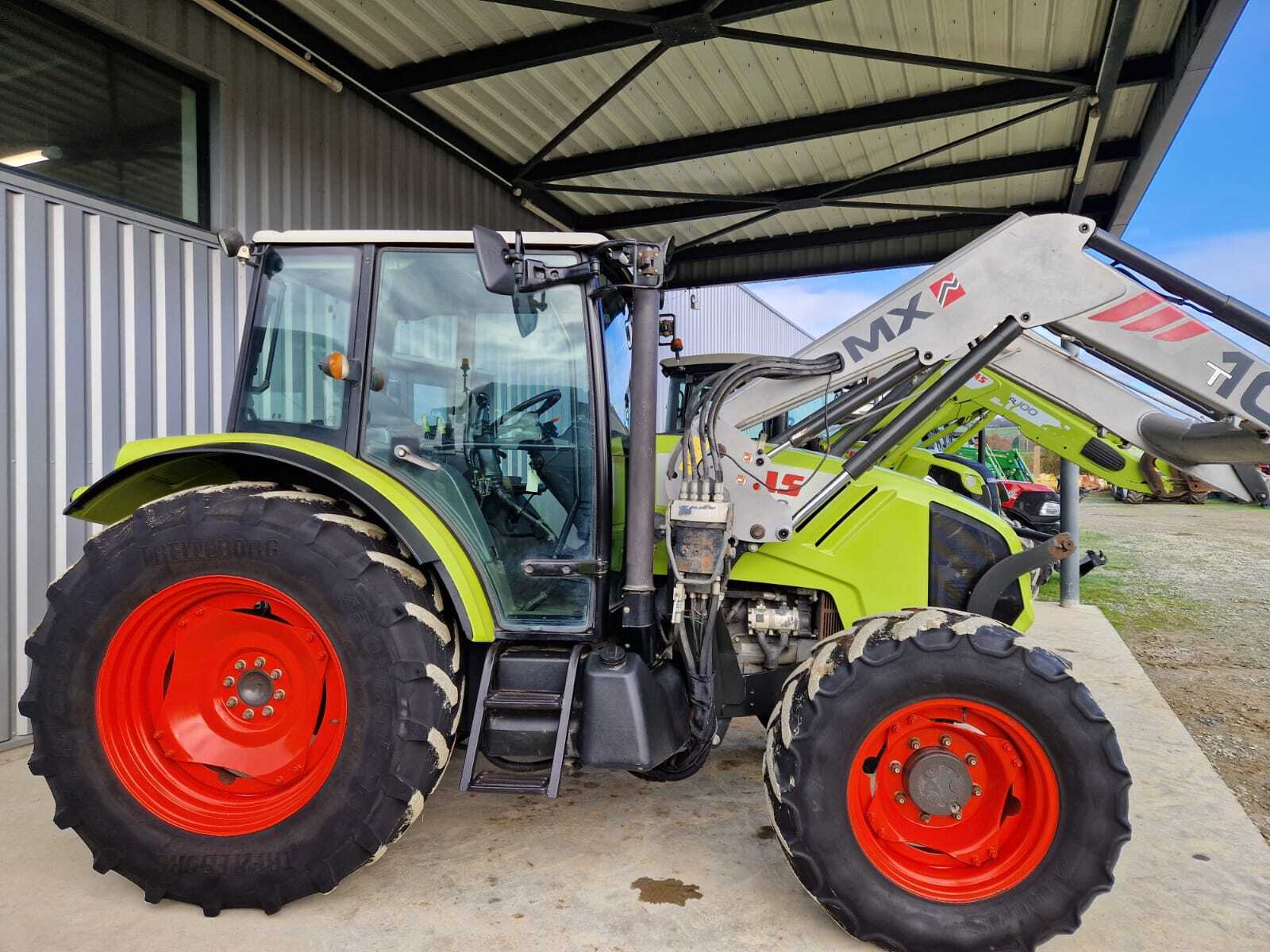 CLAAS AXOS 320 CX