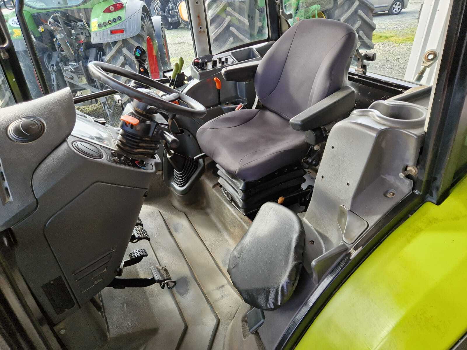 CLAAS AXOS 320 CX