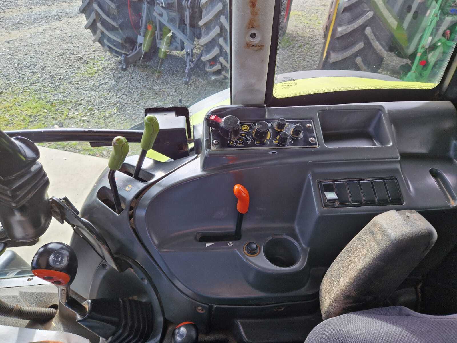 CLAAS AXOS 320 CX