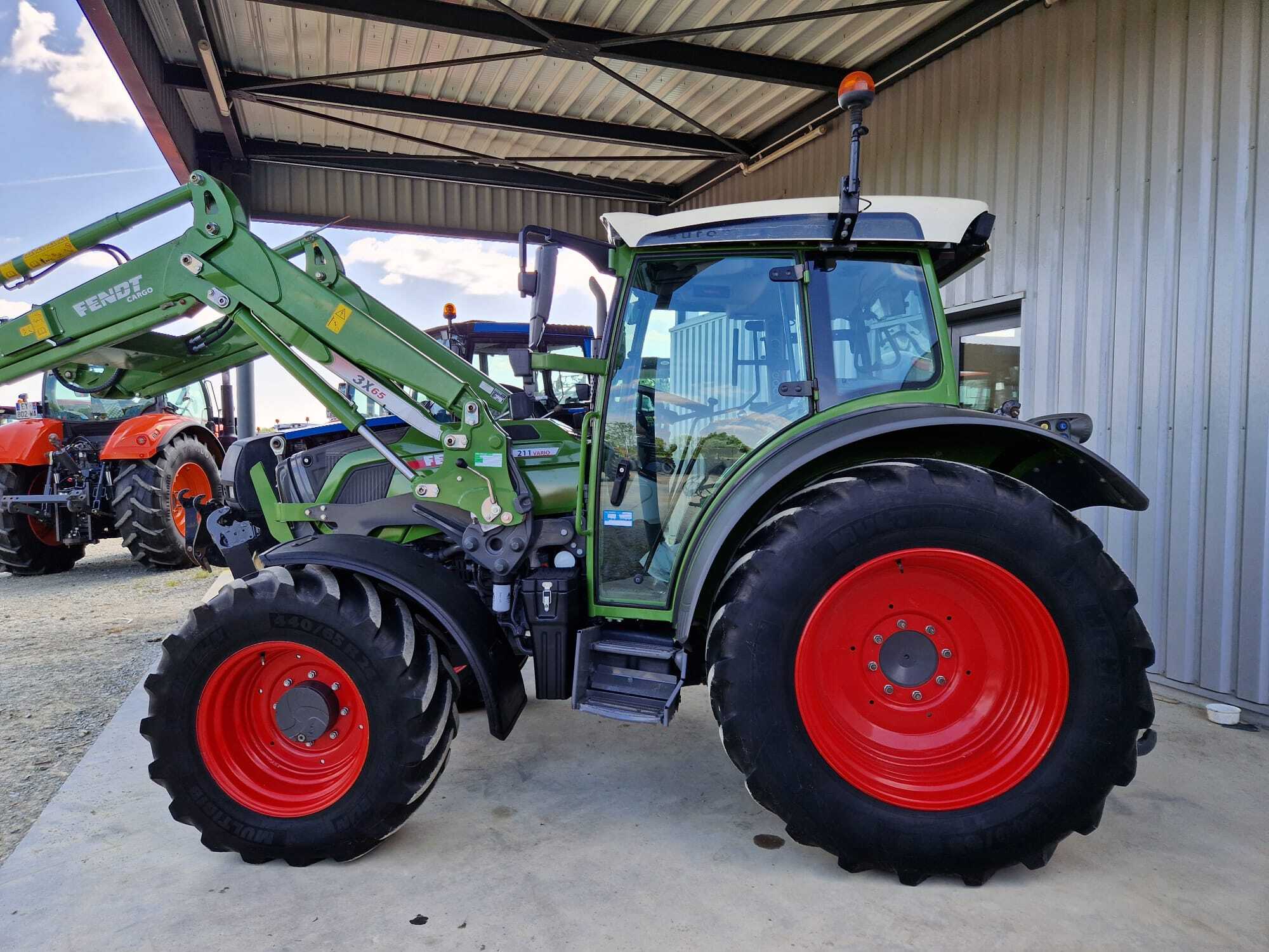 FENDT 211 VARIO TMS