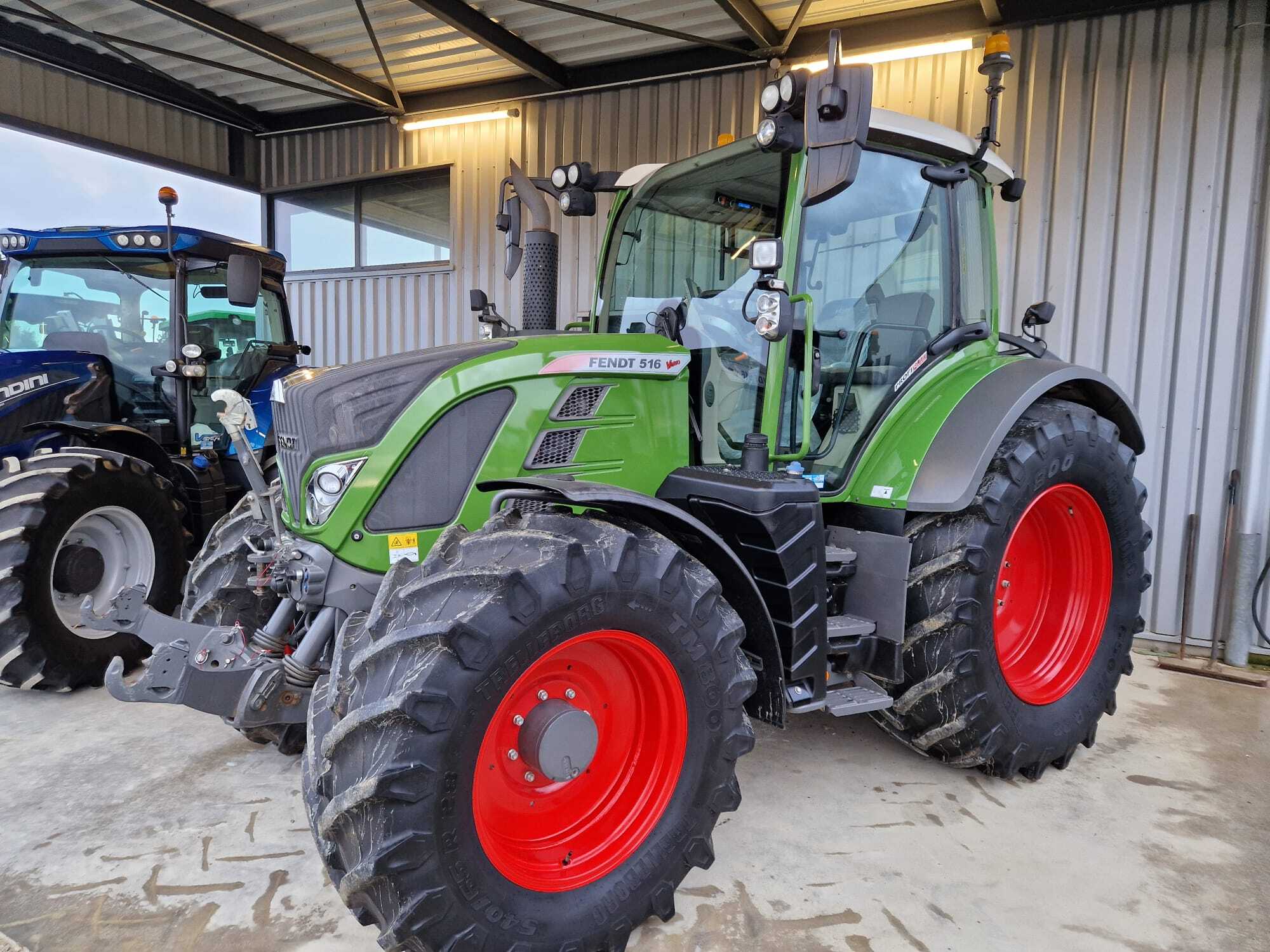 FENDT 516 PROFI PLUS