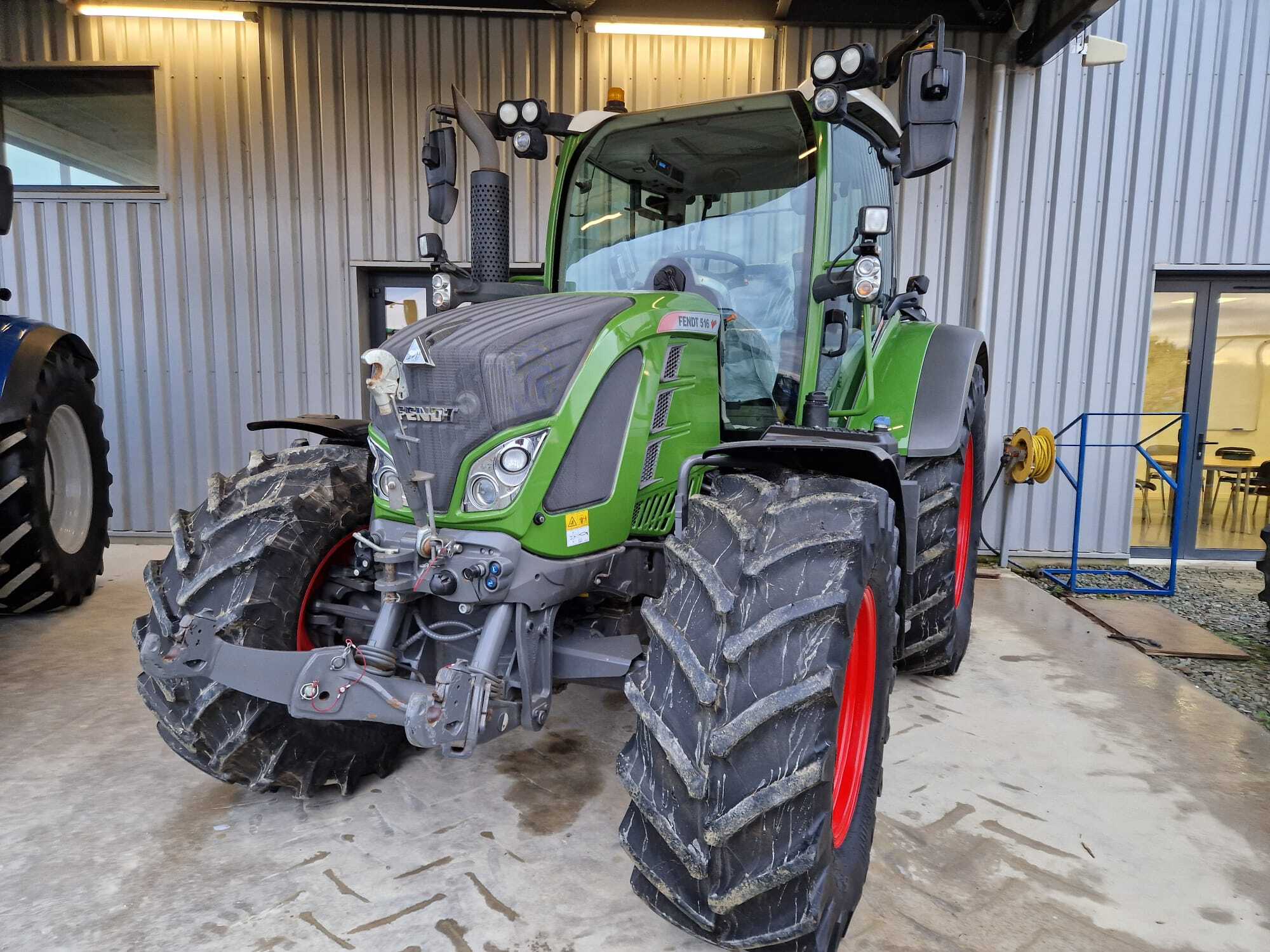 FENDT 516 PROFI PLUS