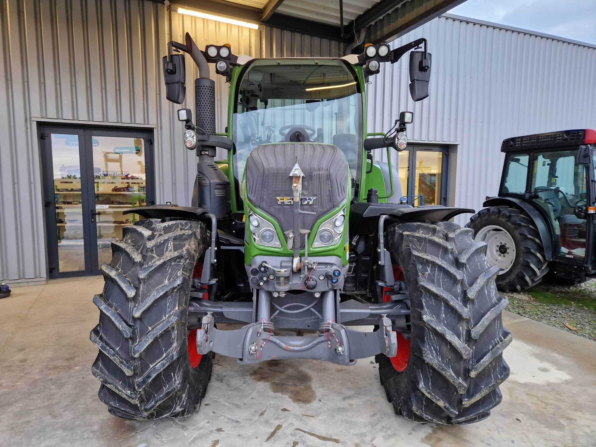 FENDT 516 PROFI PLUS