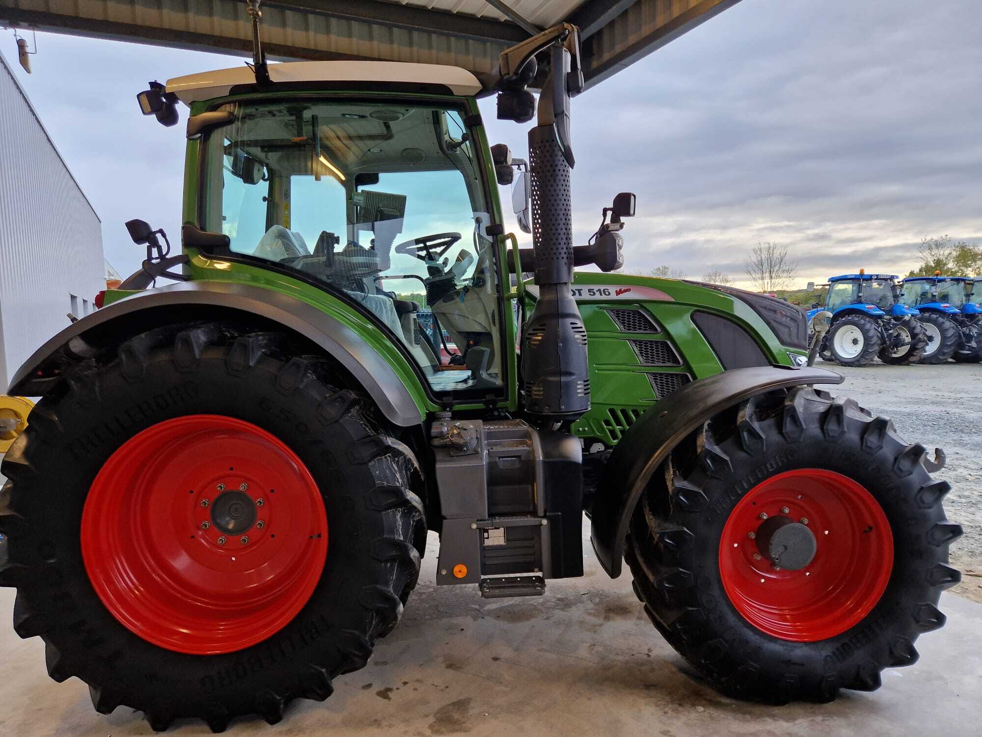 FENDT 516 PROFI PLUS