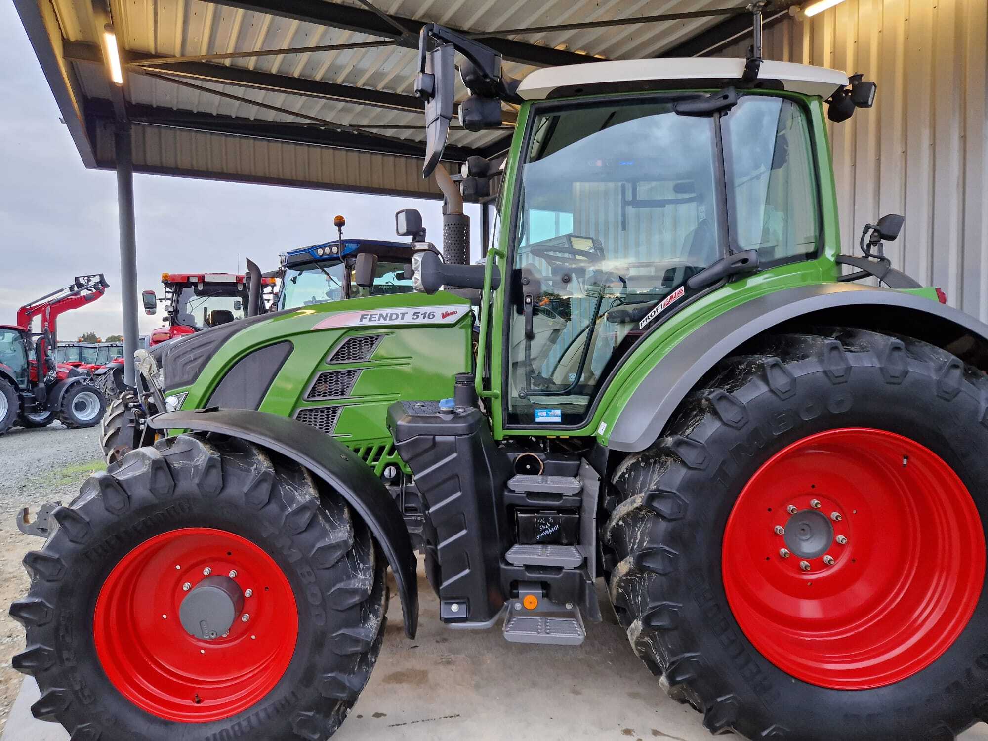 FENDT 516 PROFI PLUS