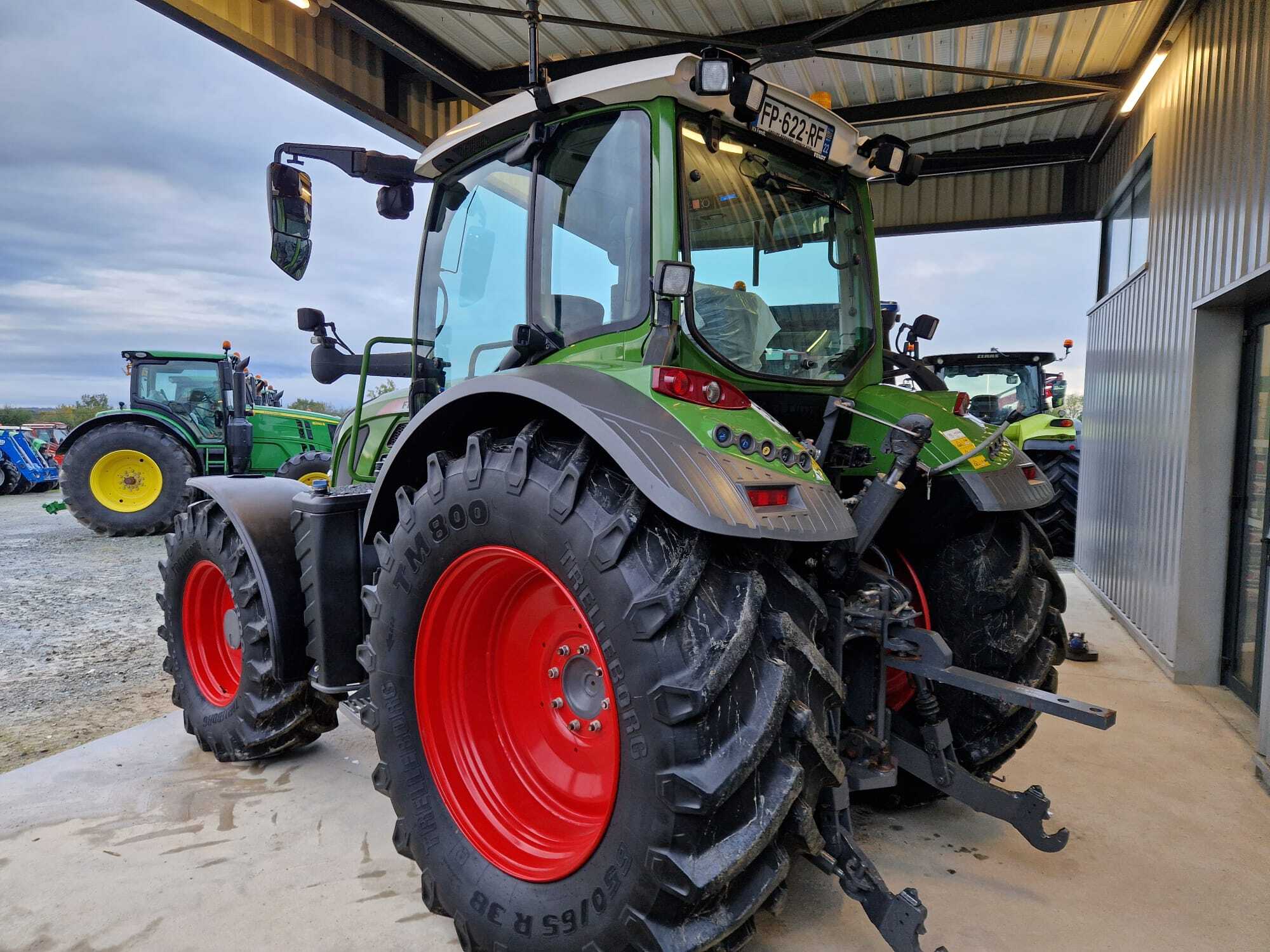 FENDT 516 PROFI PLUS