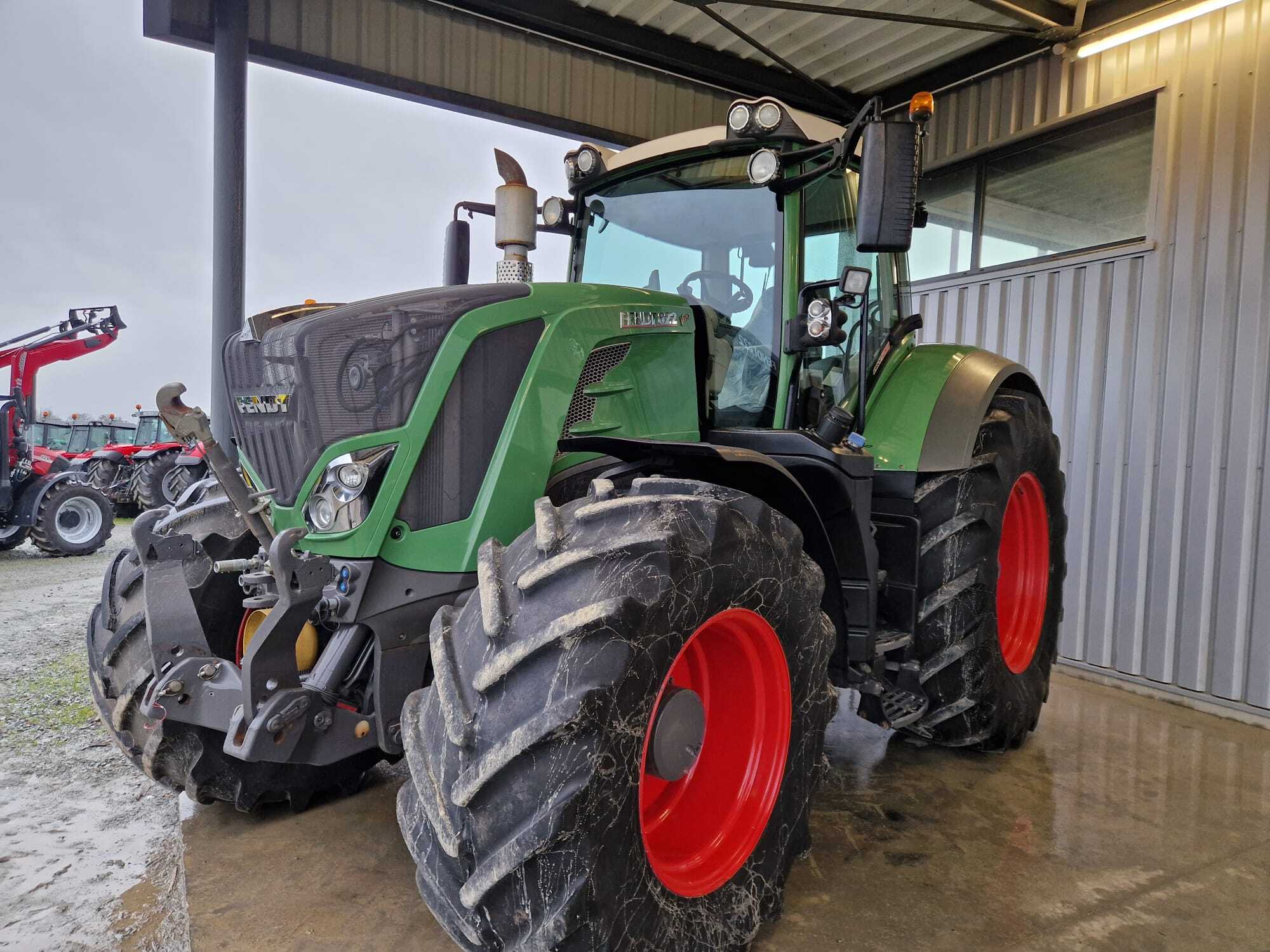 FENDT 822 PROFI-PLUS