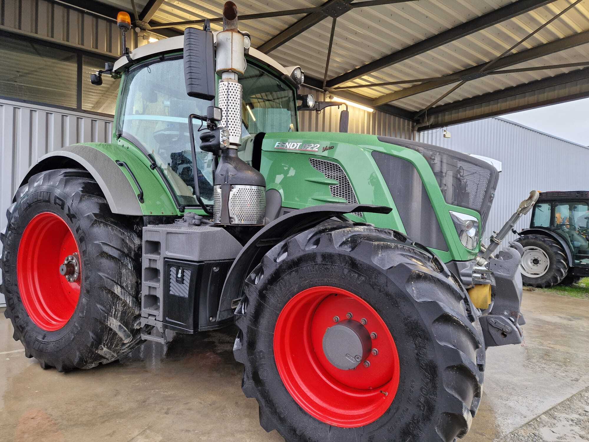 FENDT 822 PROFI-PLUS