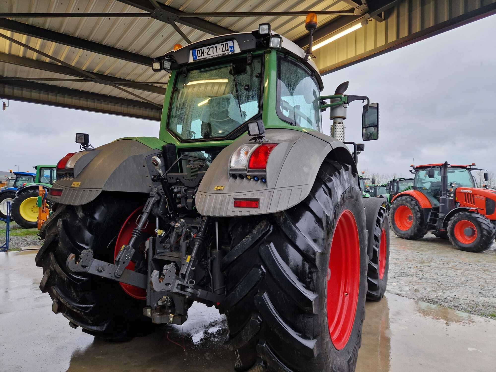 FENDT 822 PROFI-PLUS