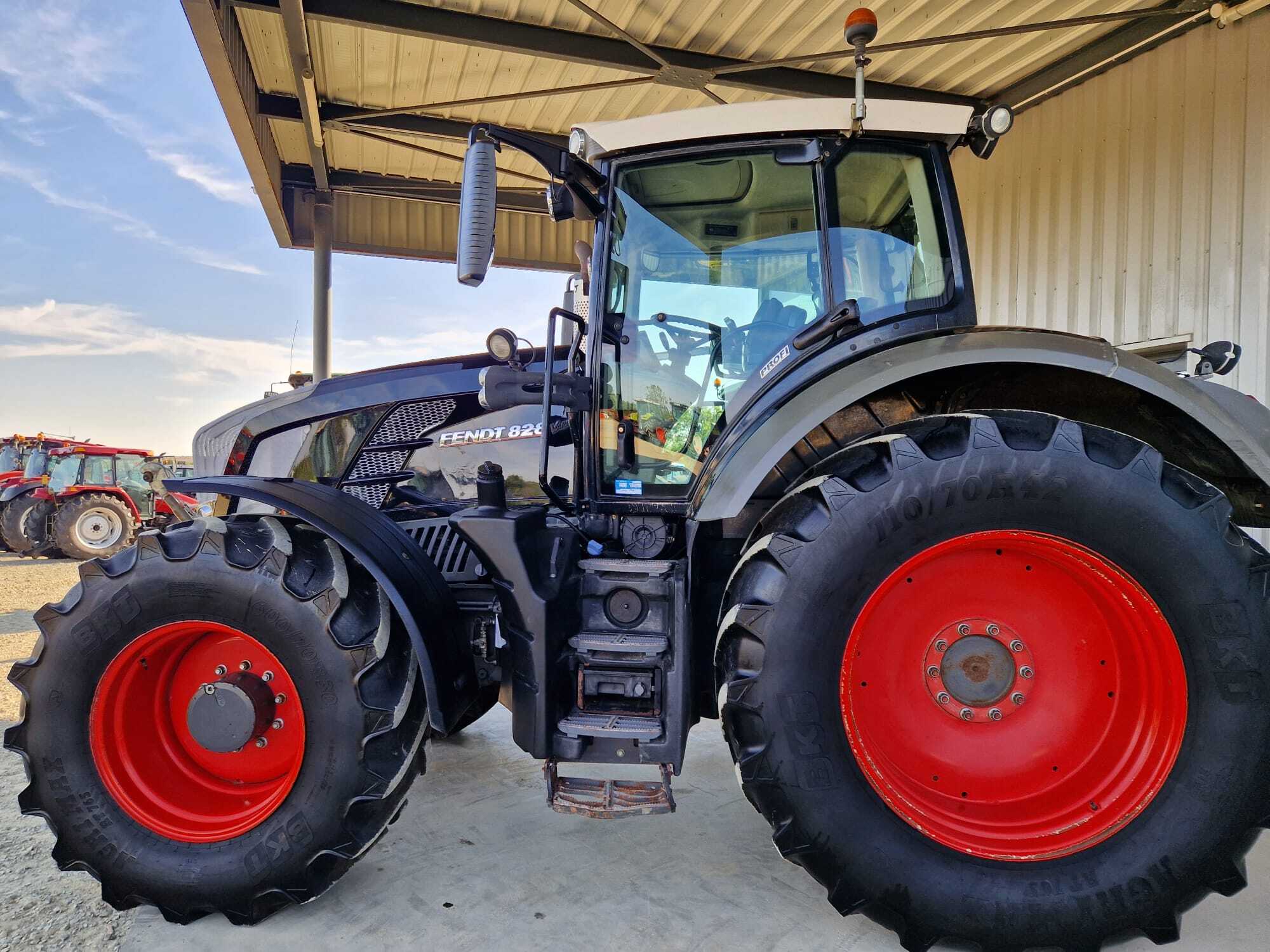 FENDT 828 PROFI