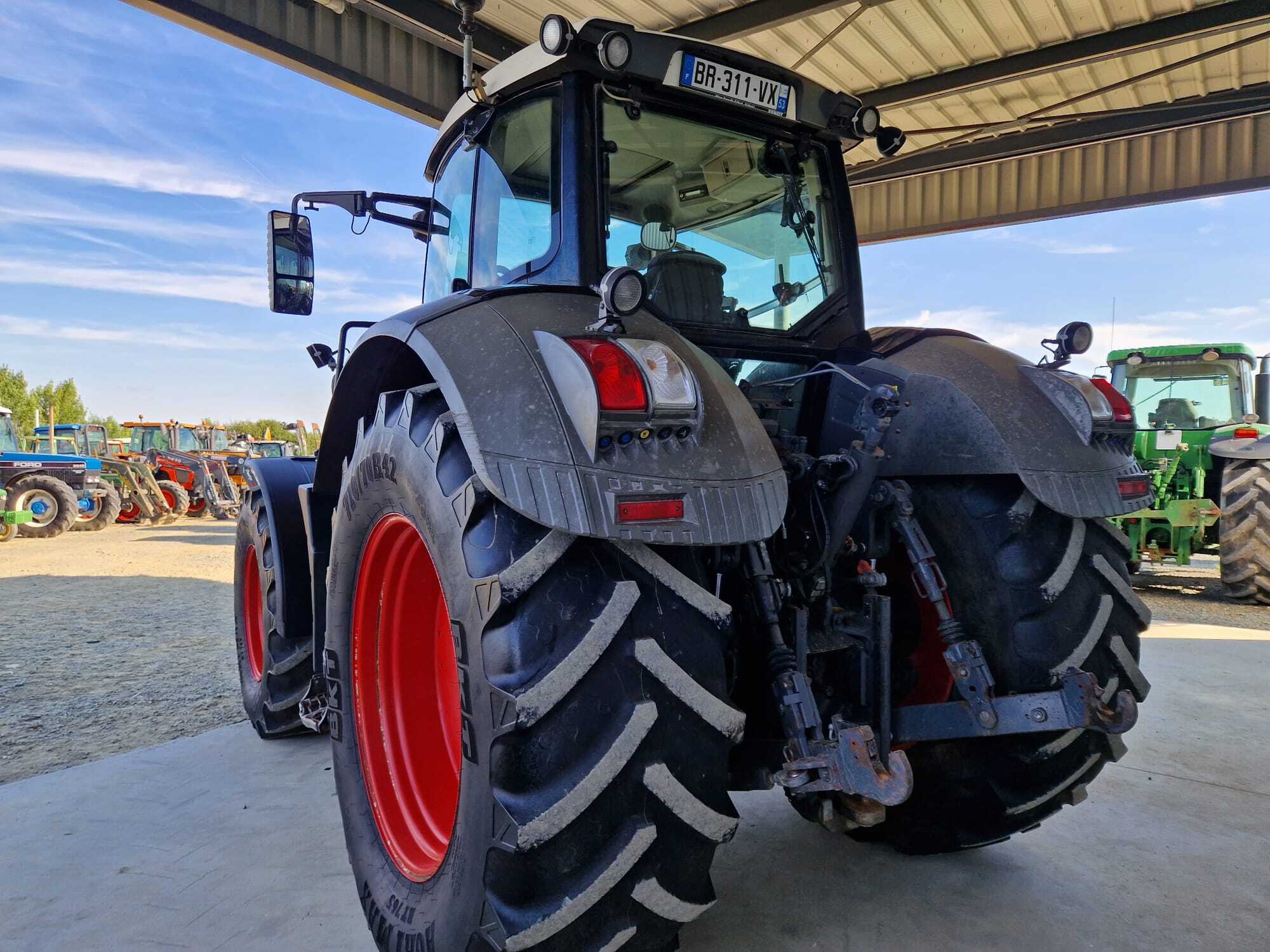 FENDT 828 PROFI