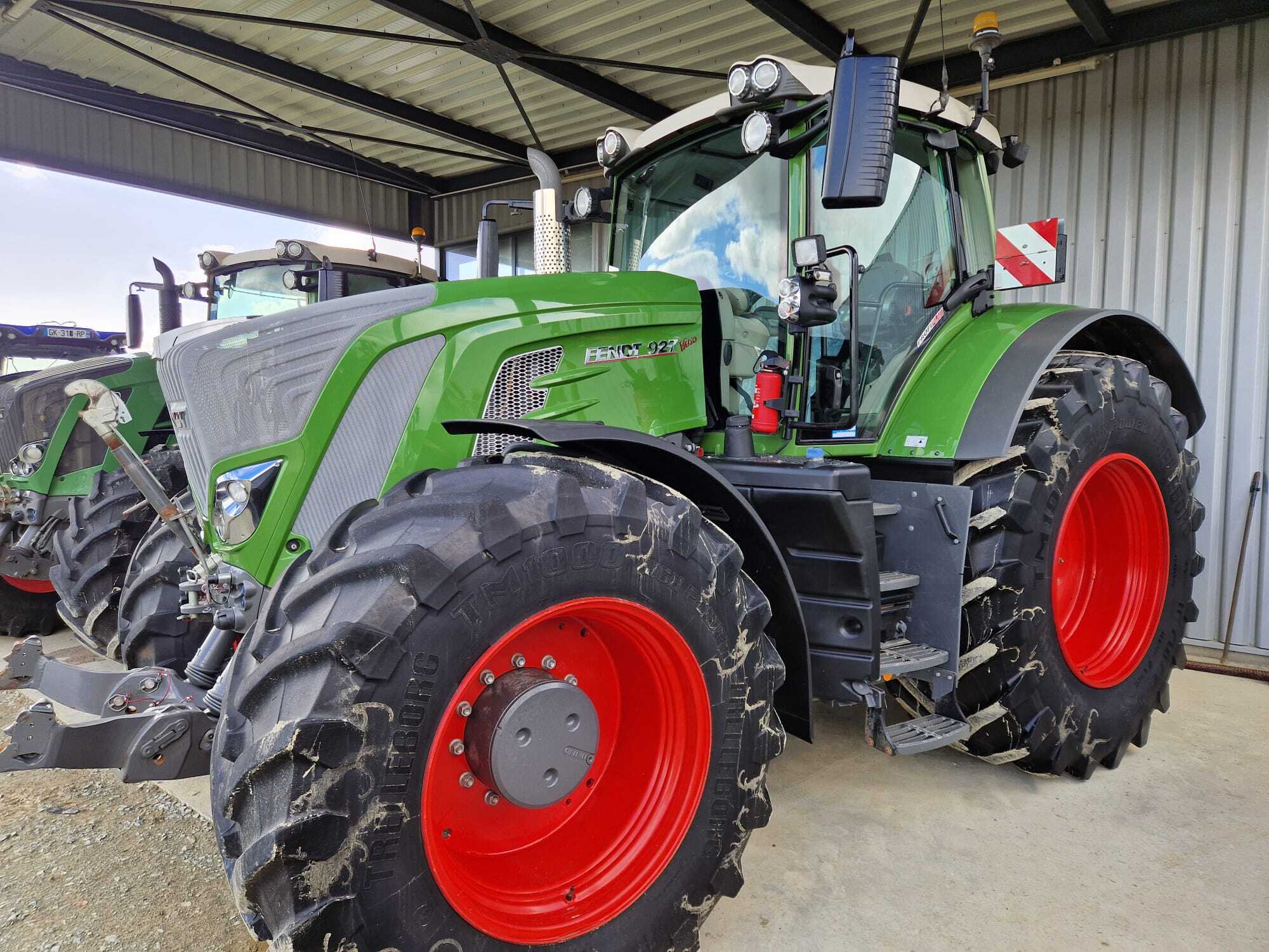 FENDT 927 PROFI+