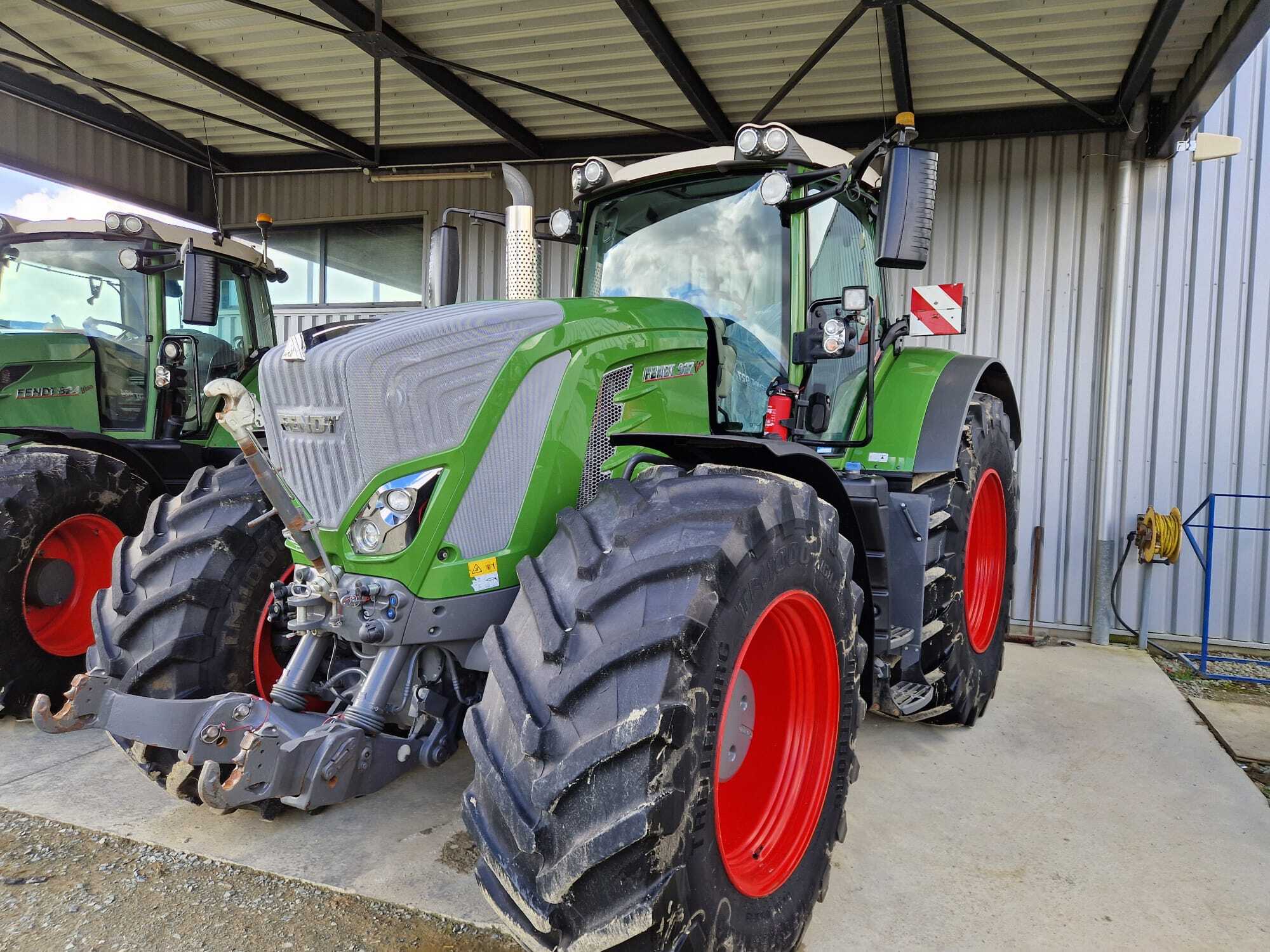 FENDT 927 PROFI+