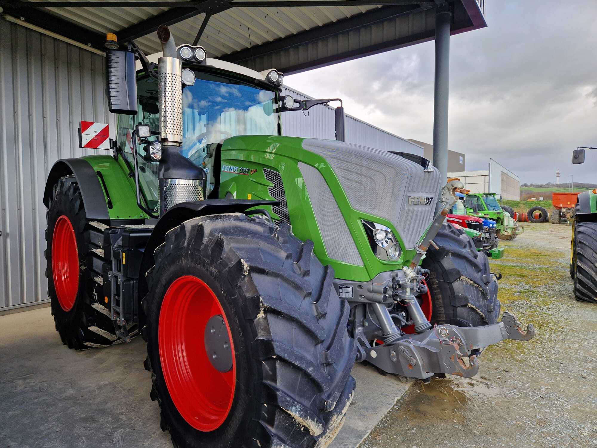 FENDT 927 PROFI+