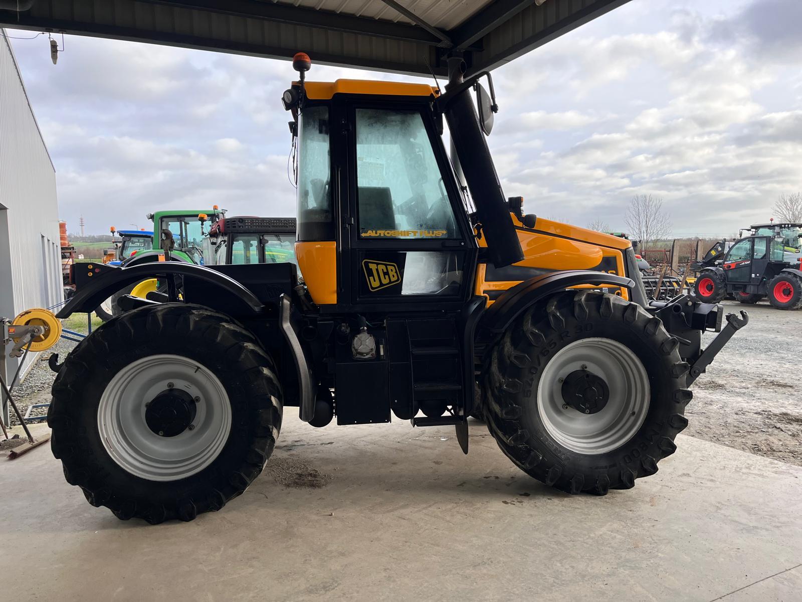 JCB FASTRAC 2140