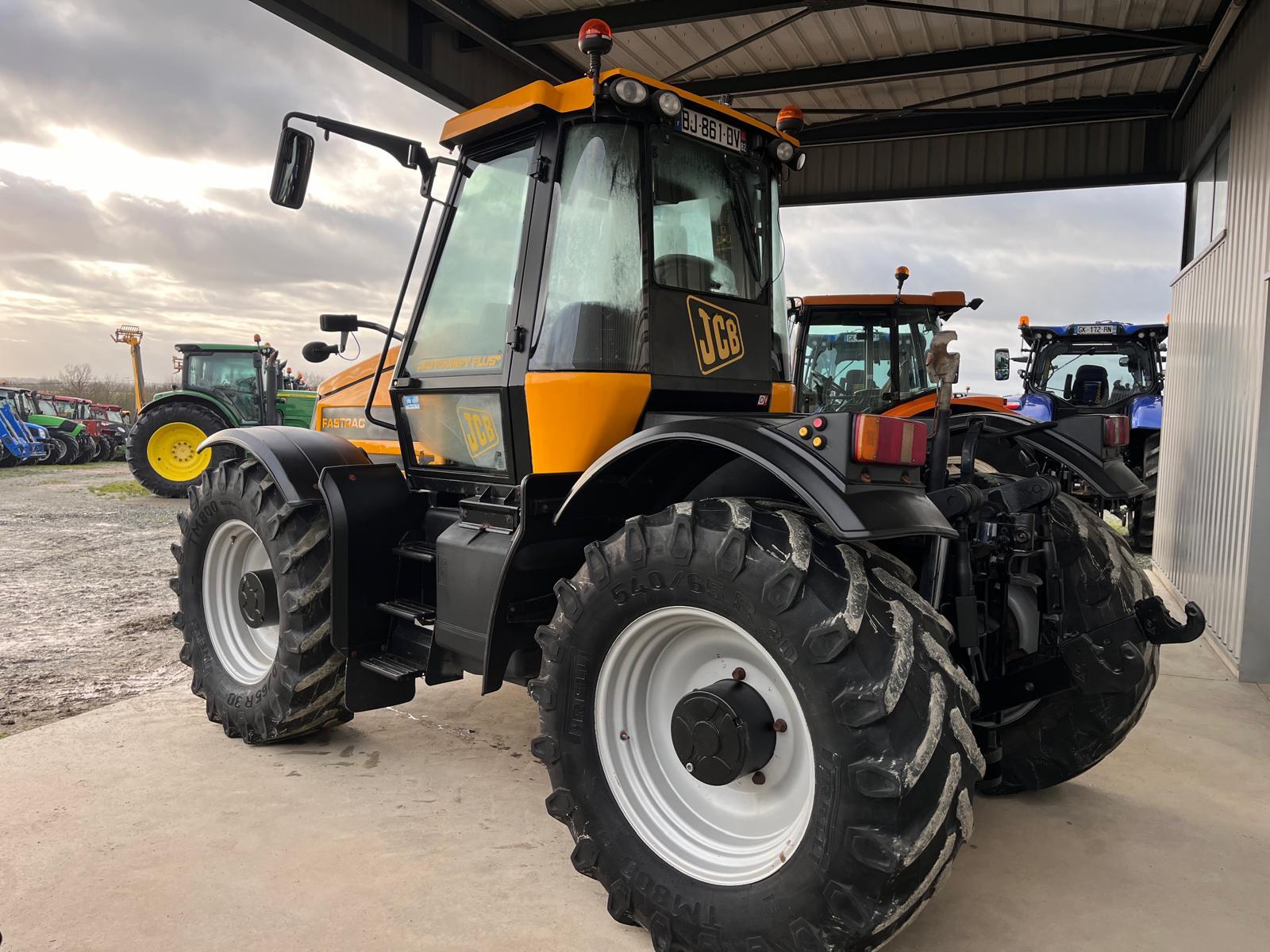 JCB FASTRAC 2140